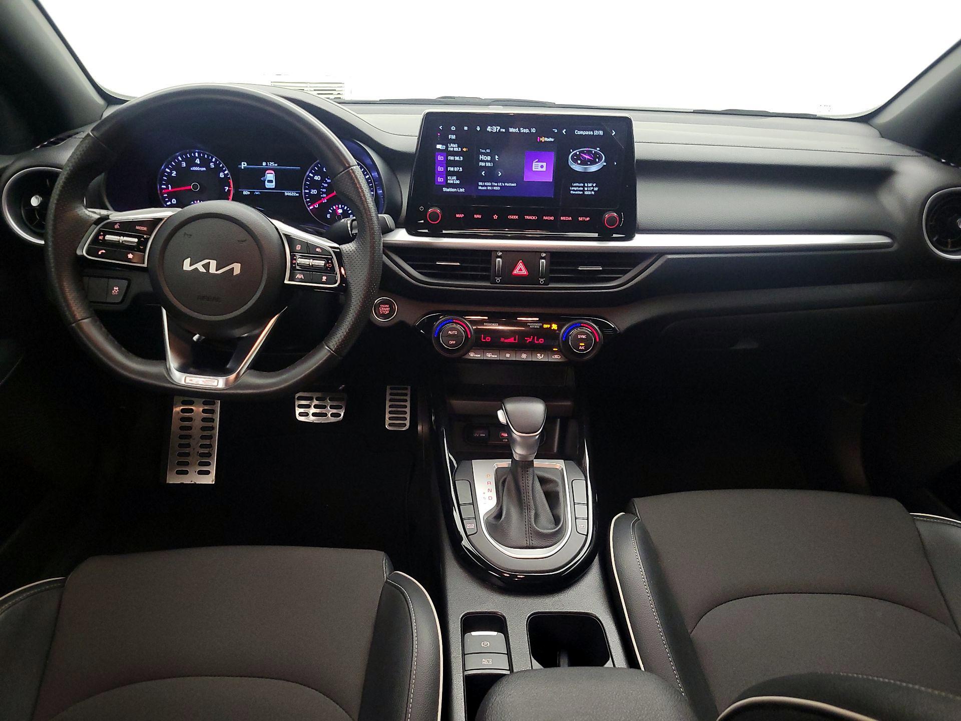 Thumbnail: 2023 Kia Forte - 9
