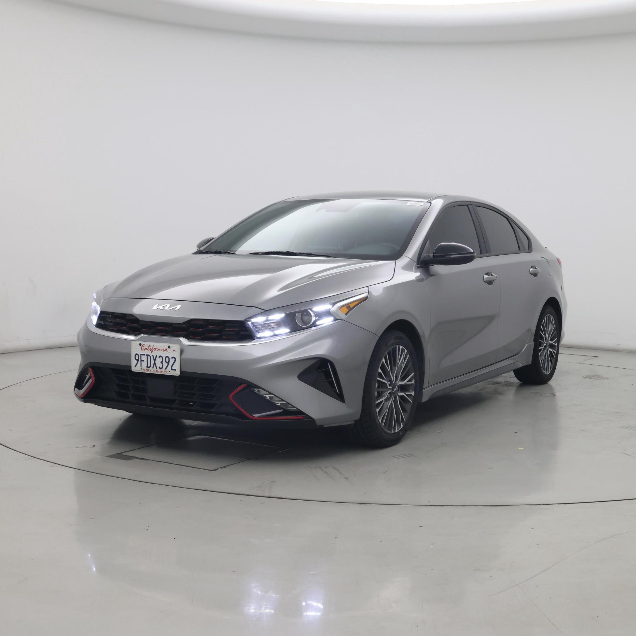 Thumbnail: 2023 Kia Forte - 4