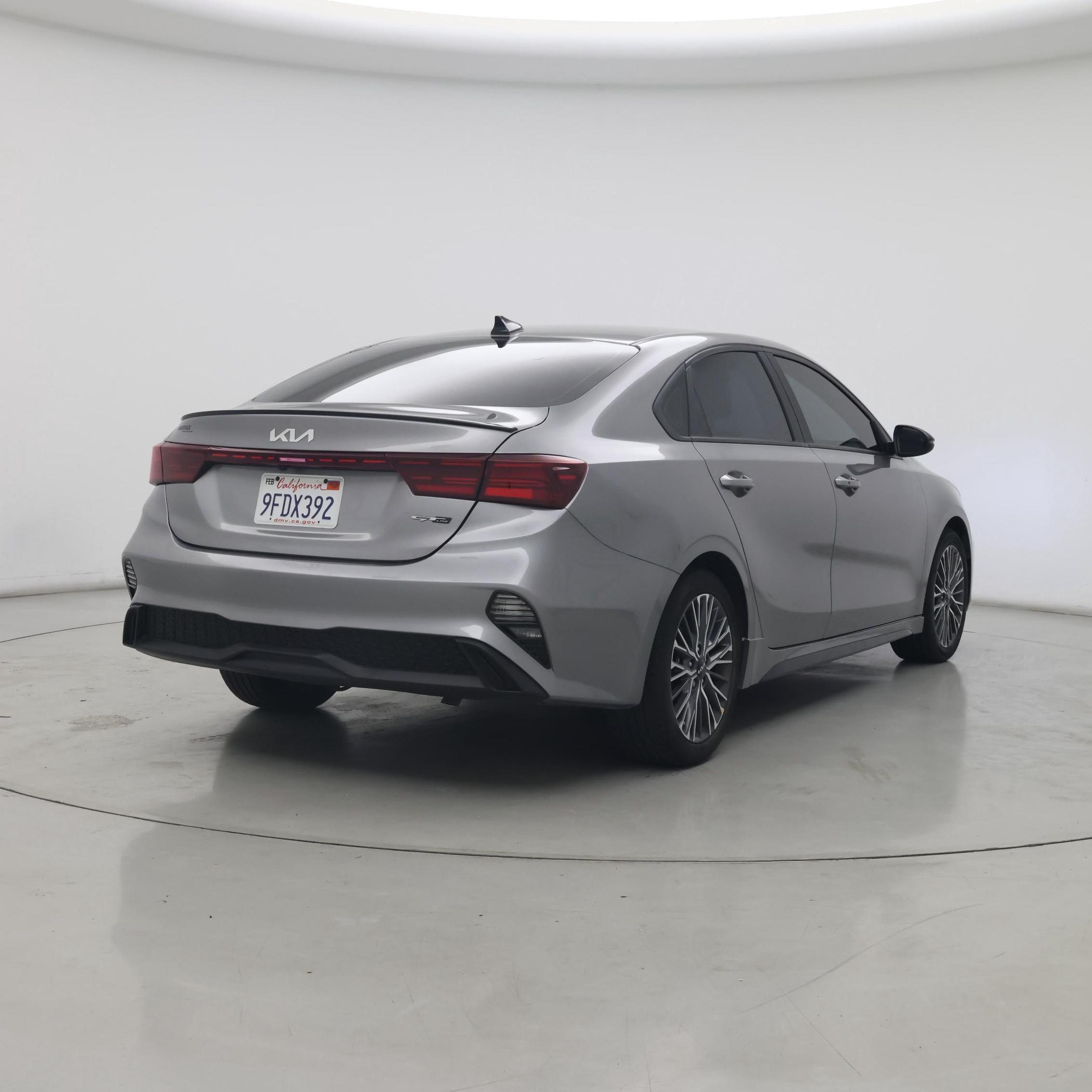 Thumbnail: 2023 Kia Forte - 8