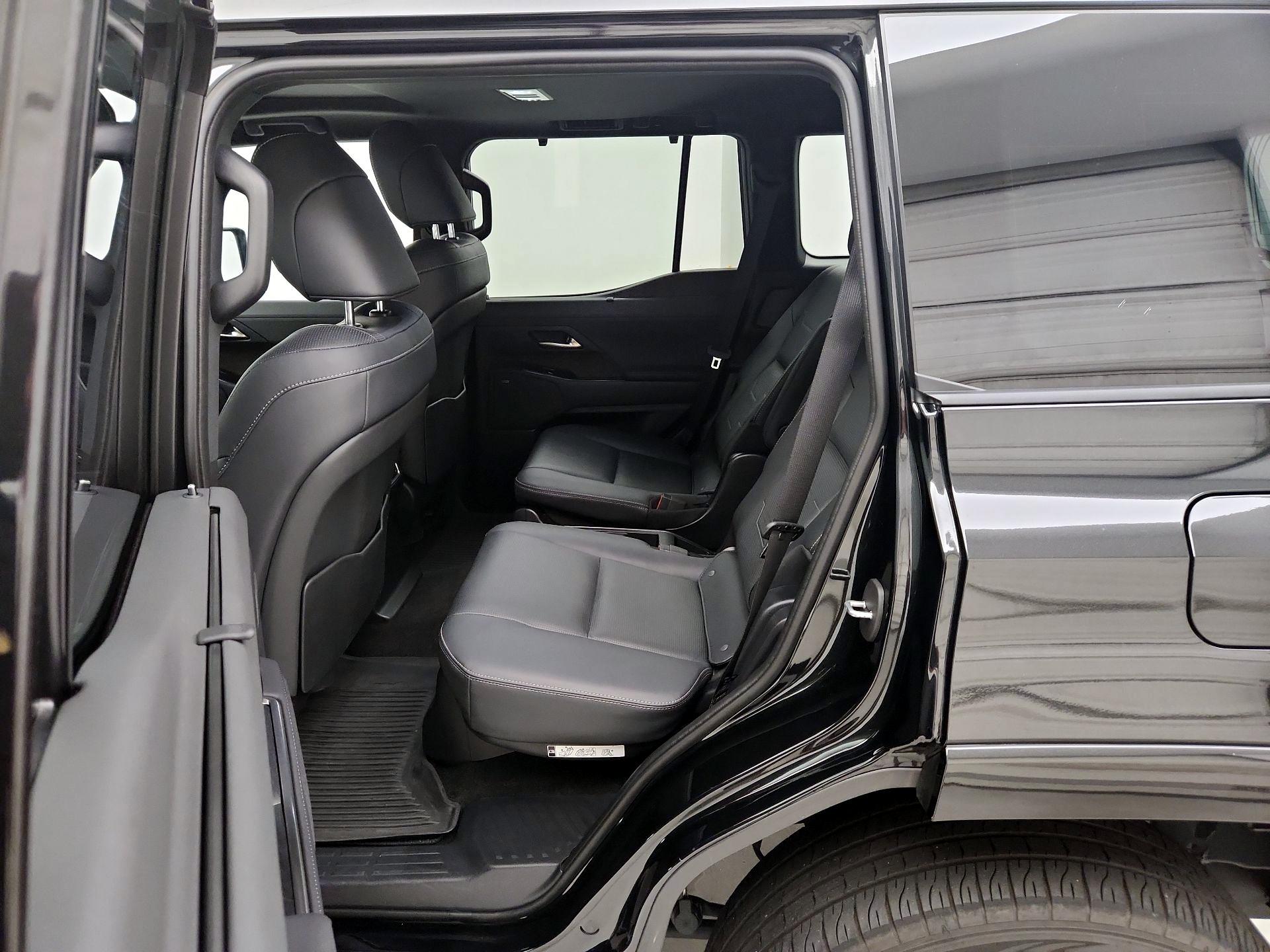 Thumbnail: 2024 Lexus GX - 20