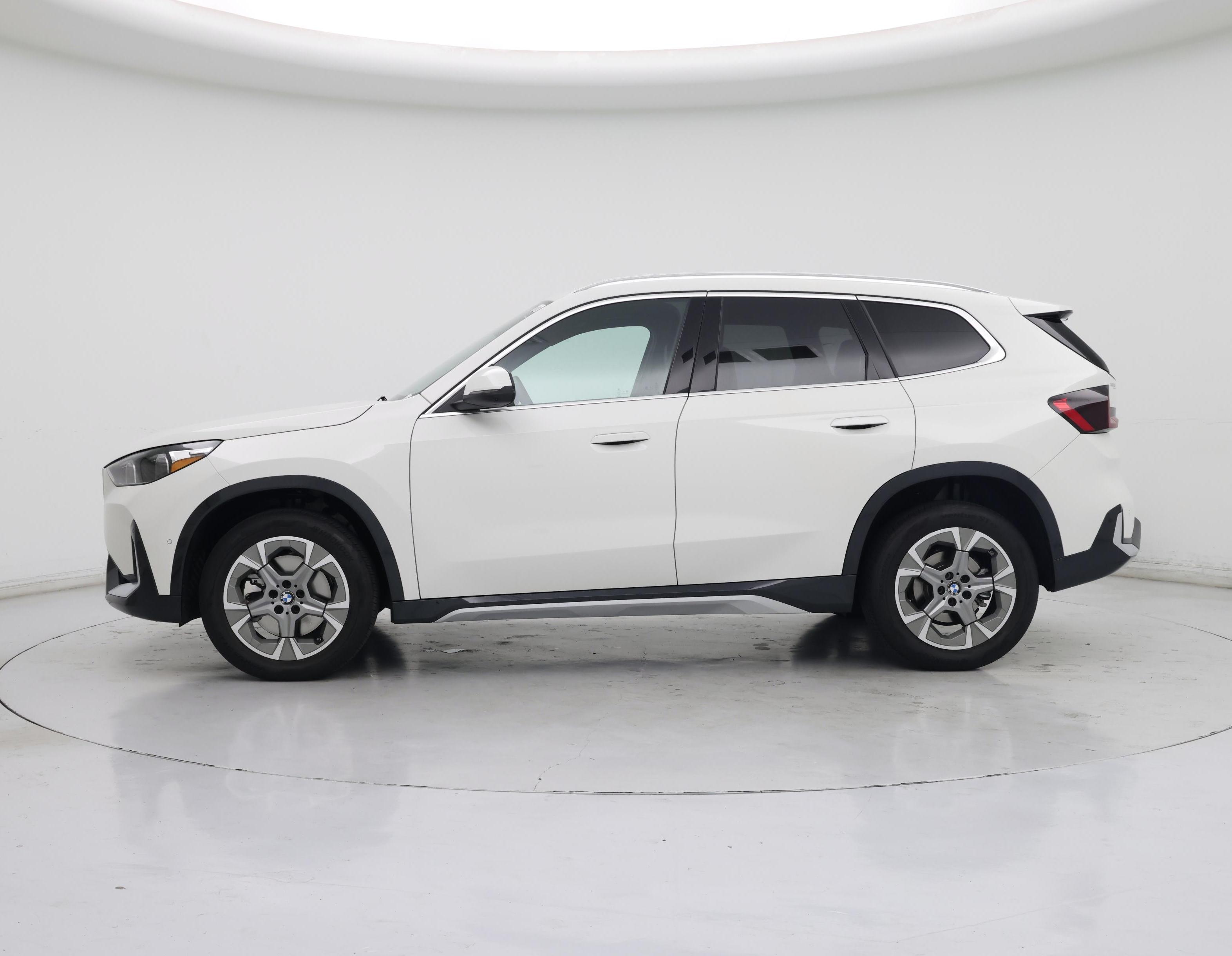 Thumbnail: 2025 BMW X1 - 3