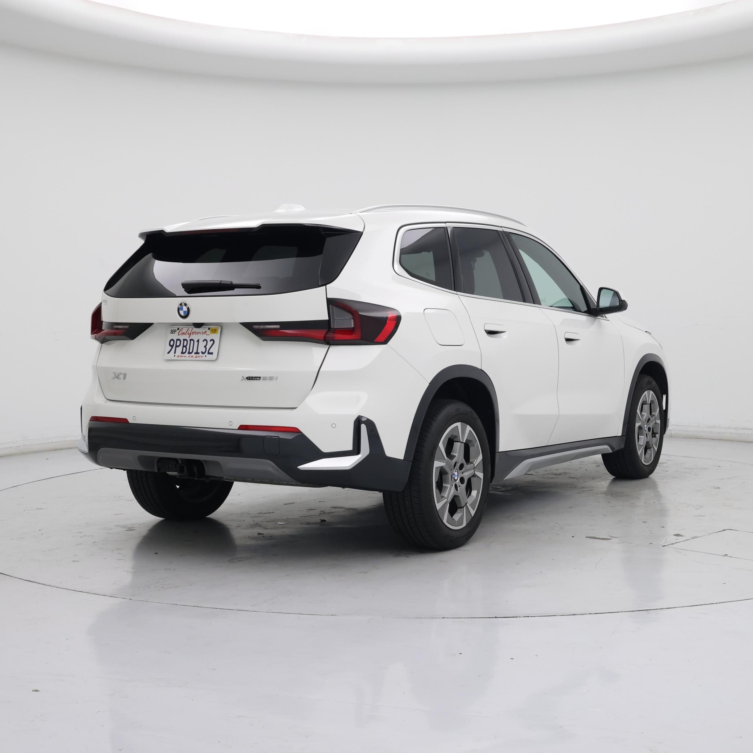 Thumbnail: 2025 BMW X1 - 8