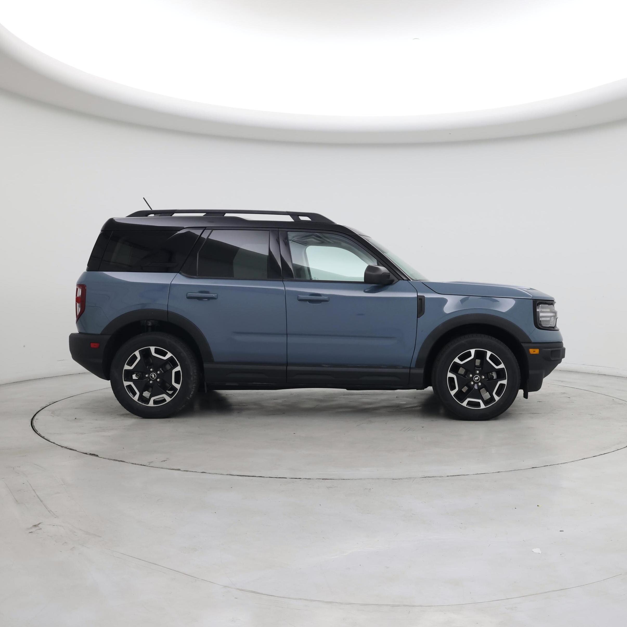 Thumbnail: 2022 Ford Bronco Sport - 7