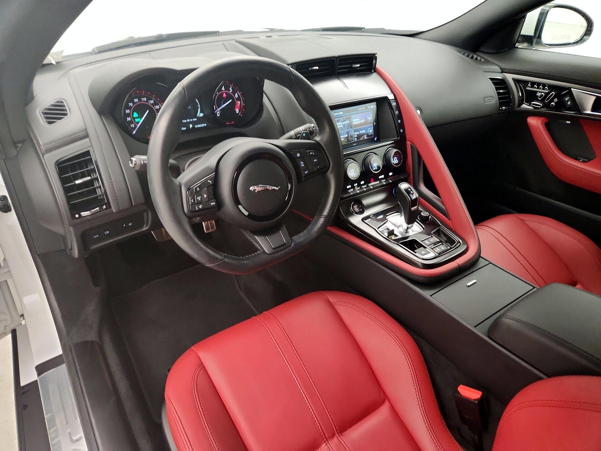 Thumbnail: 2016 Jaguar F-Type - 9