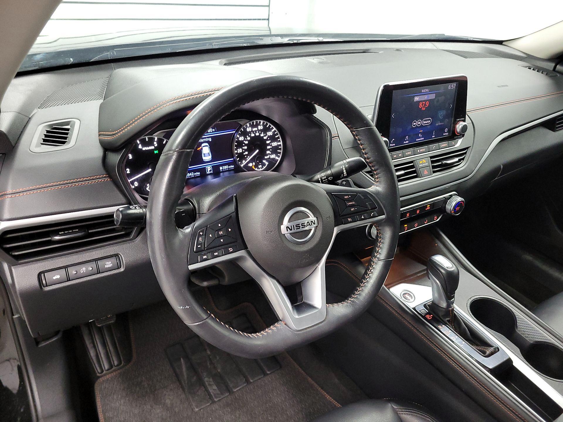 Thumbnail: 2022 Nissan Altima - 9
