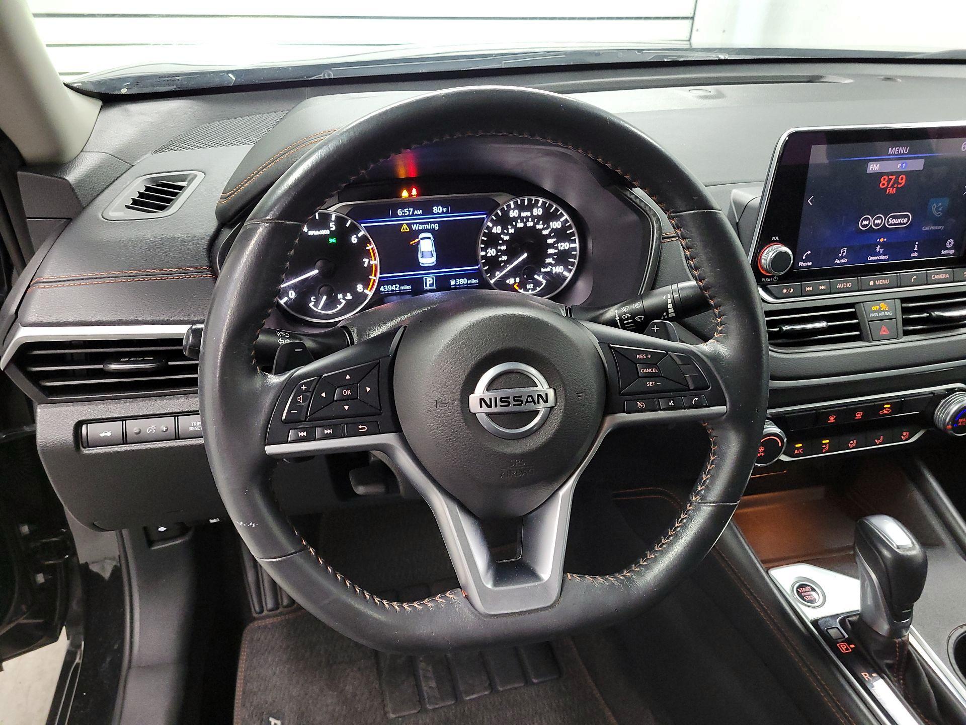 Thumbnail: 2022 Nissan Altima - 10