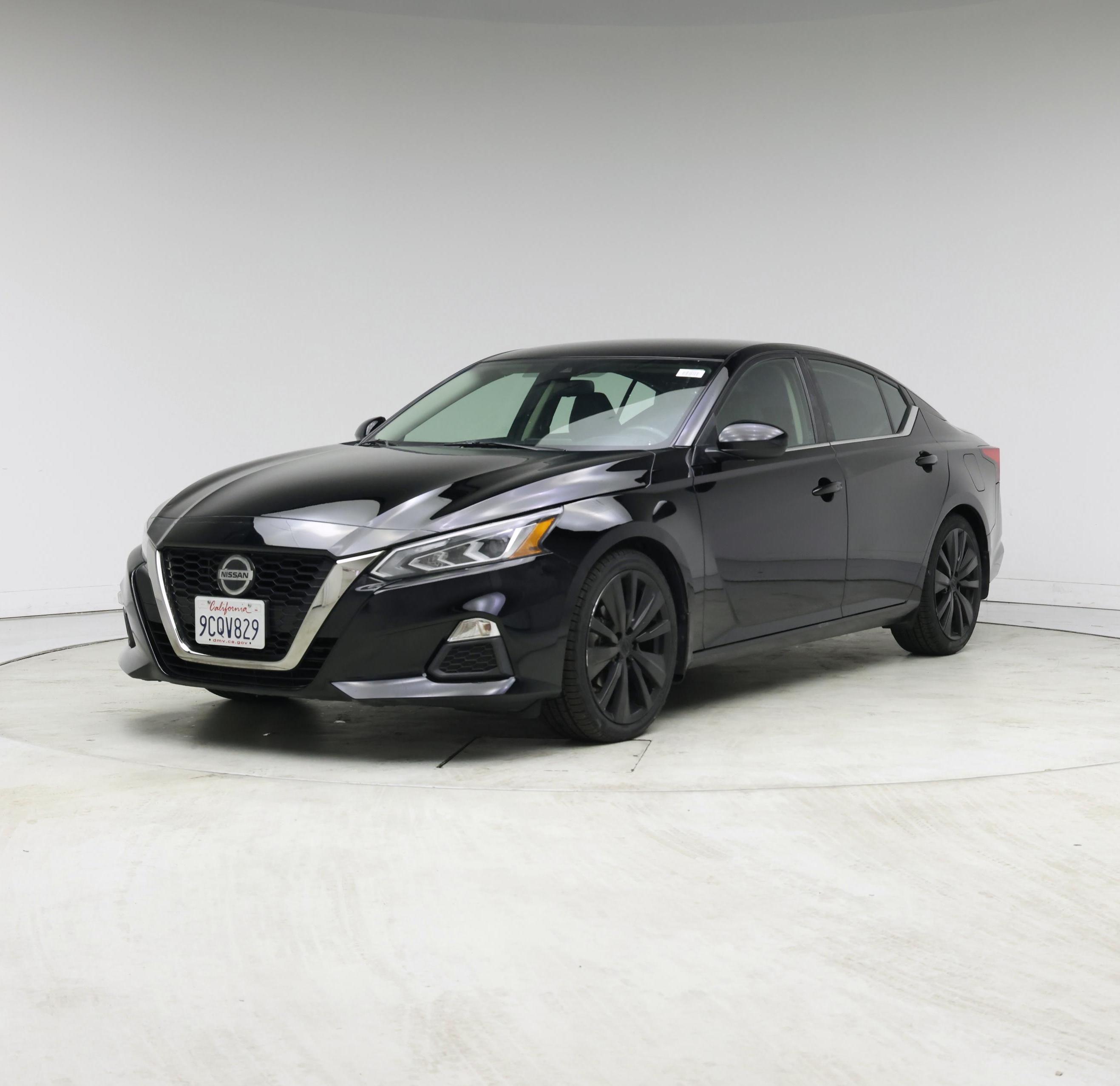 Thumbnail: 2022 Nissan Altima - 4