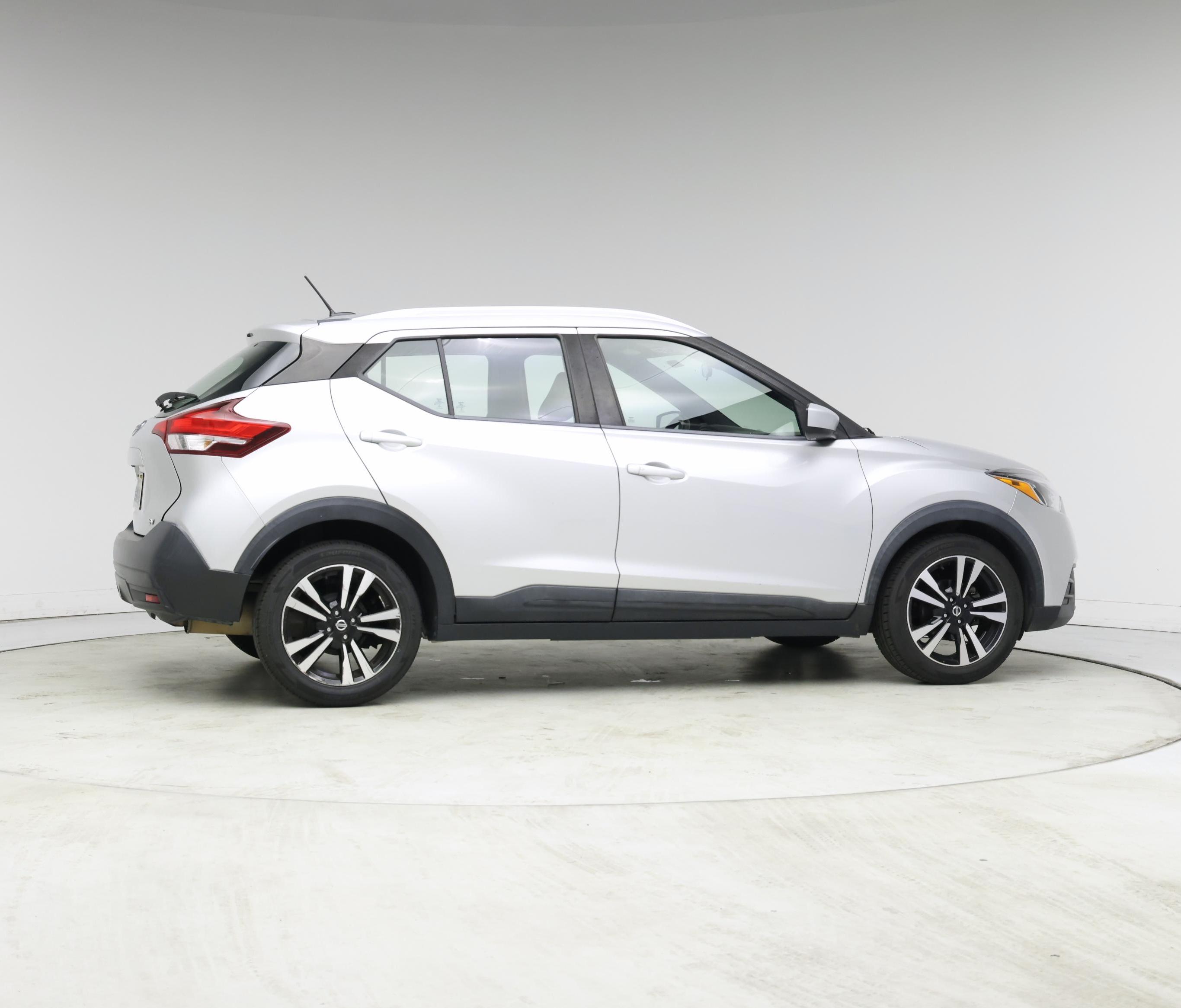 Thumbnail: 2019 Nissan Kicks - 7