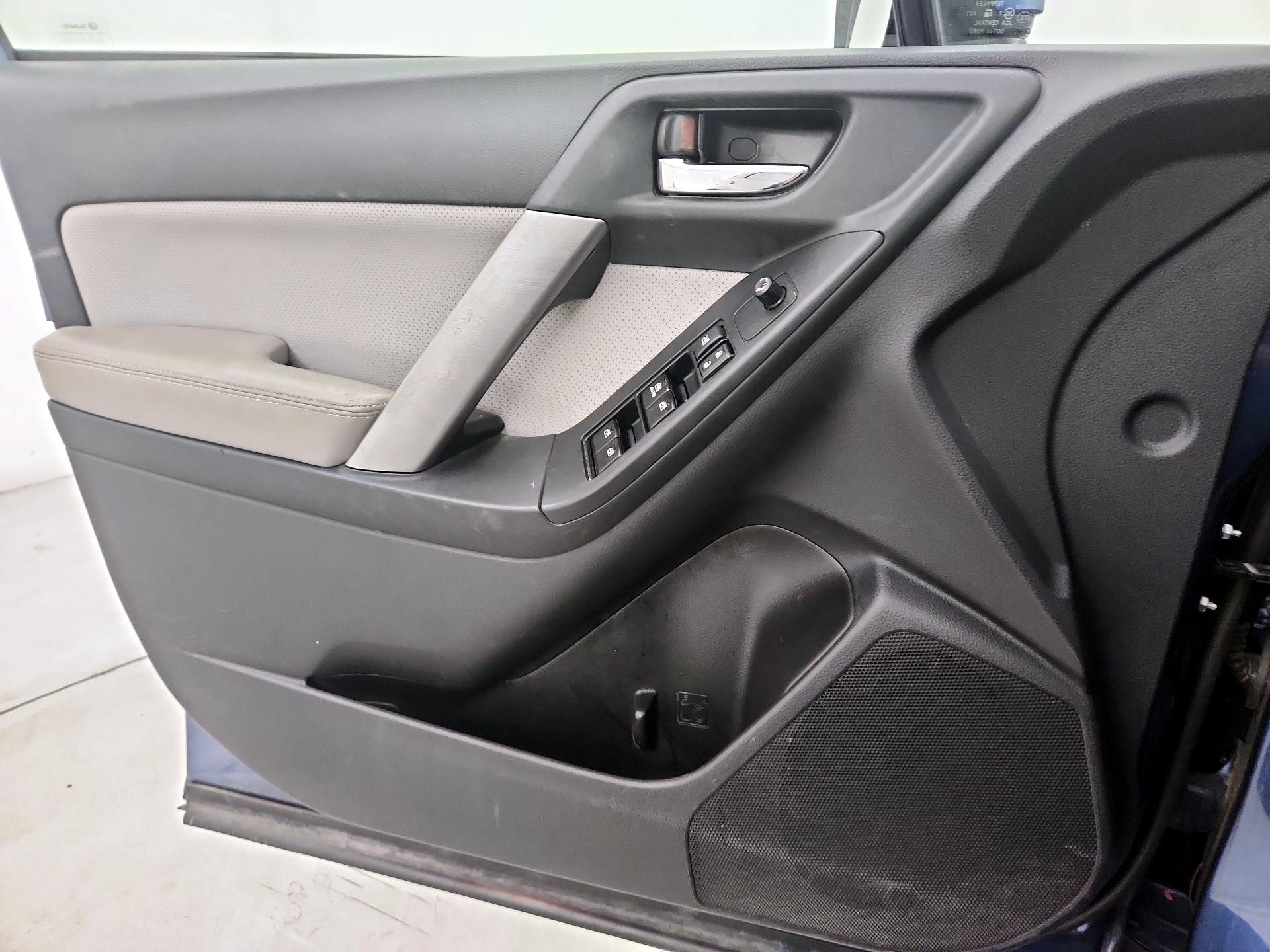 Thumbnail: 2014 Subaru Forester - 12