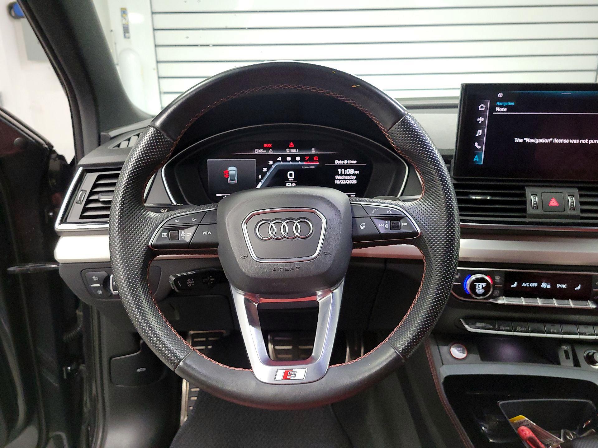 Thumbnail: 2021 Audi SQ5 - 10