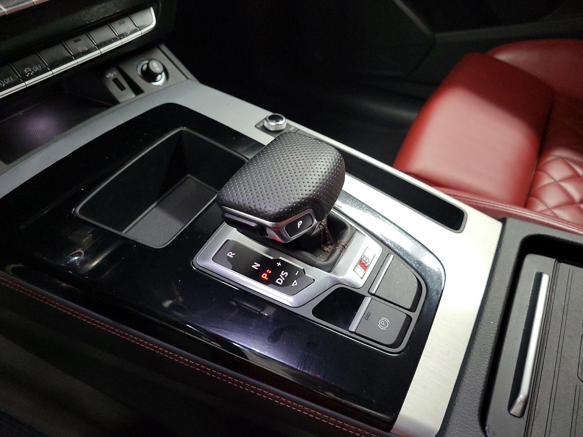 Thumbnail: 2021 Audi SQ5 - 17