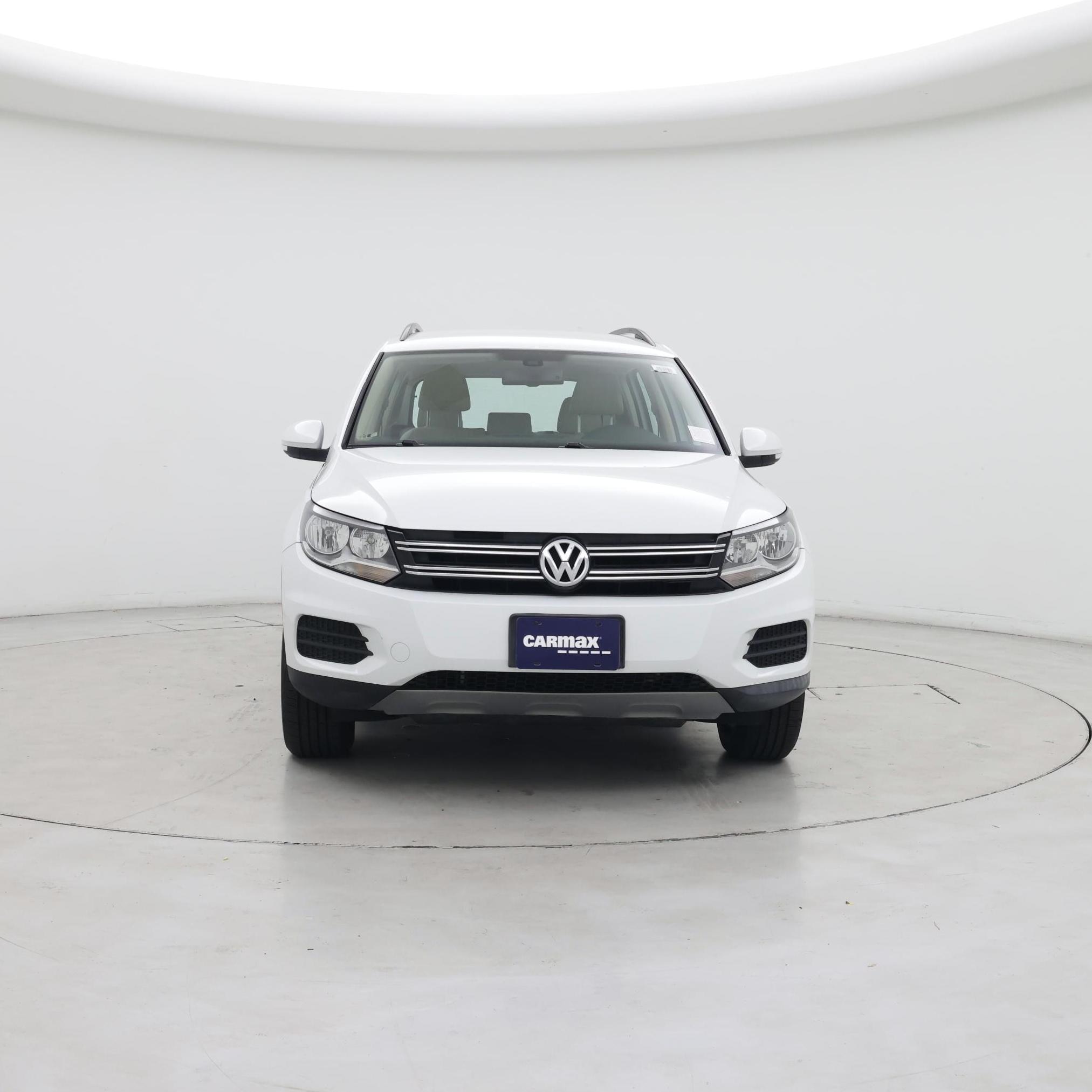 Thumbnail: 2016 Volkswagen Tiguan - 5