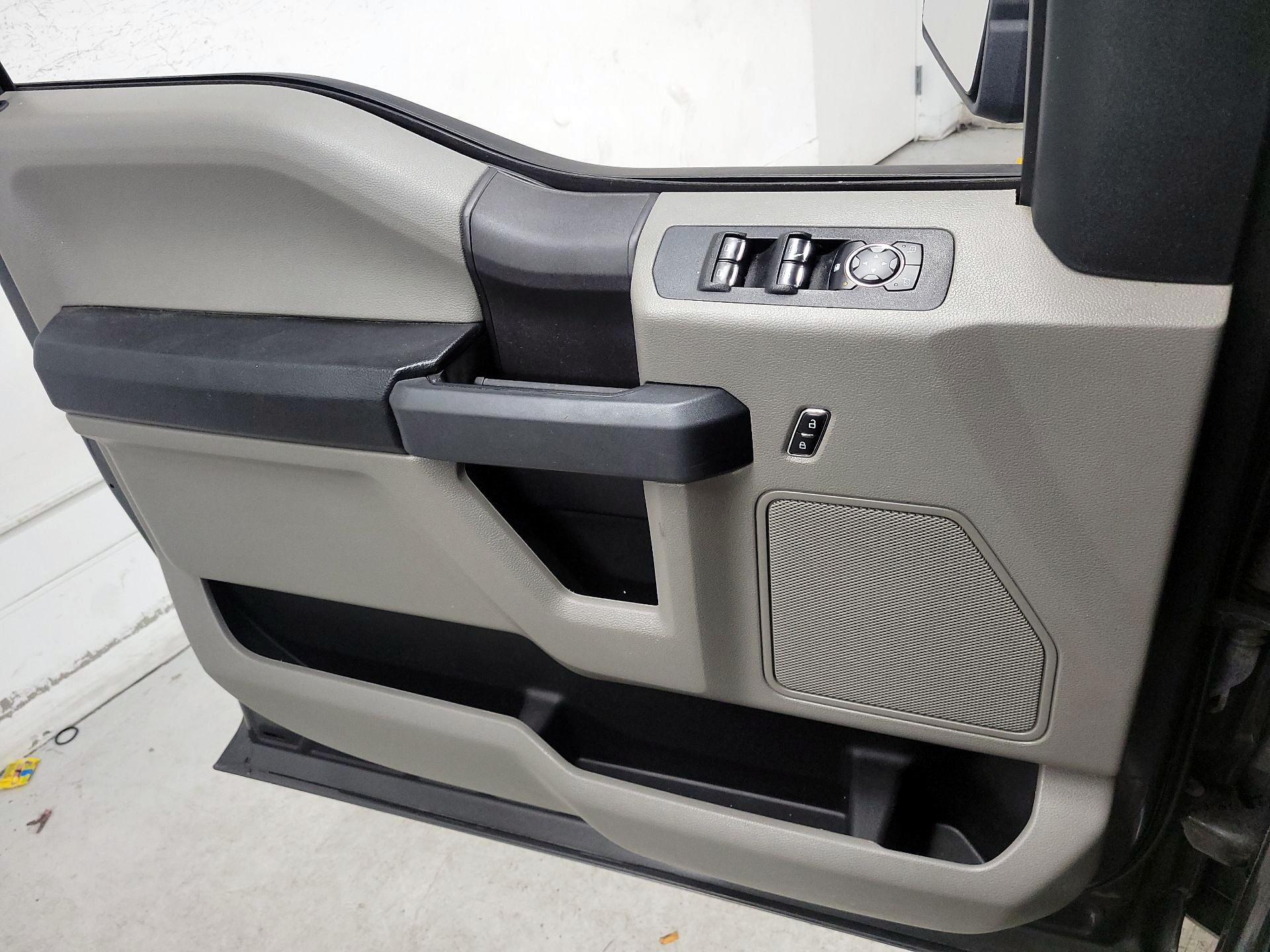 Thumbnail: 2019 Ford F-150 - 12