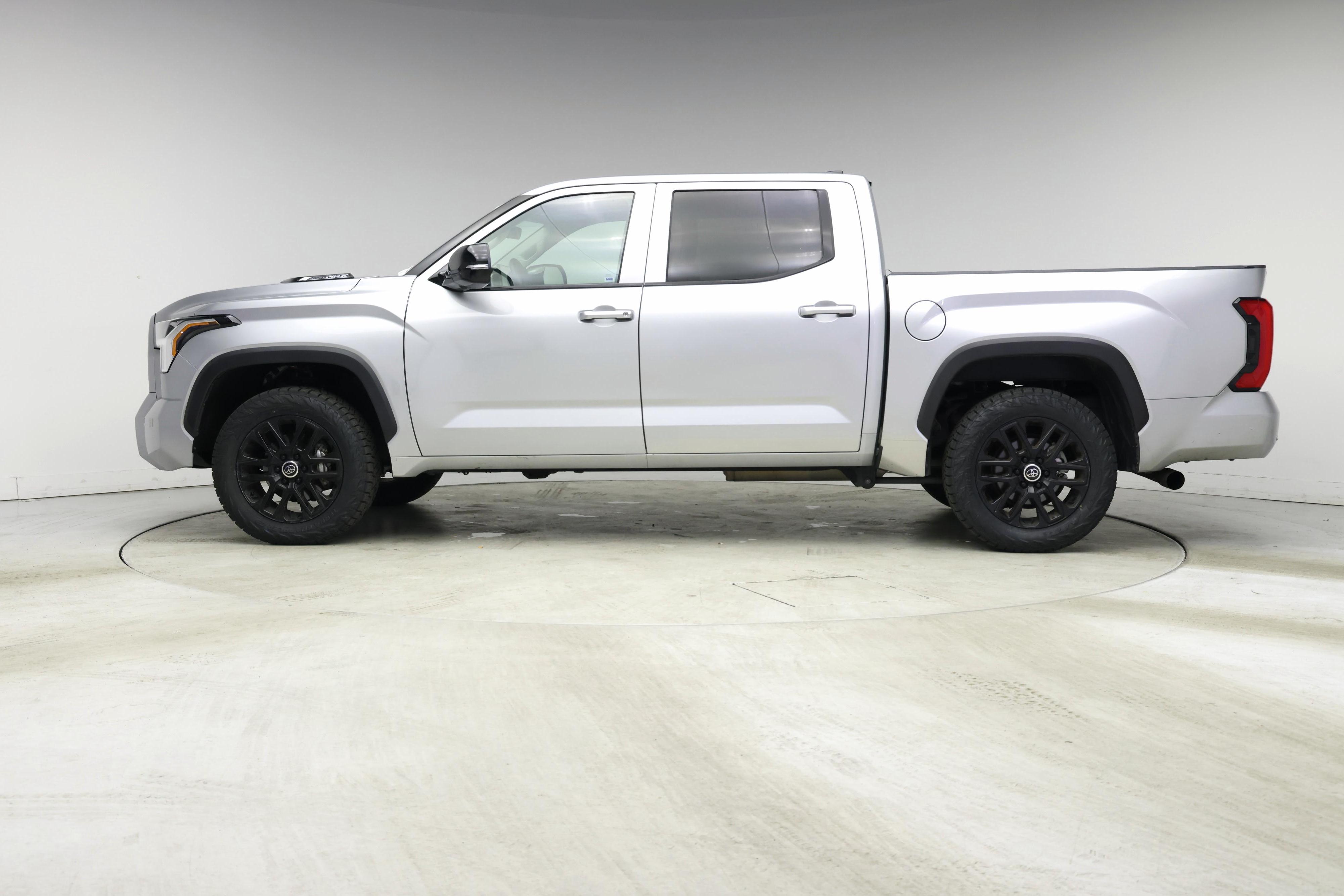 Thumbnail: 2024 Toyota Tundra - 3