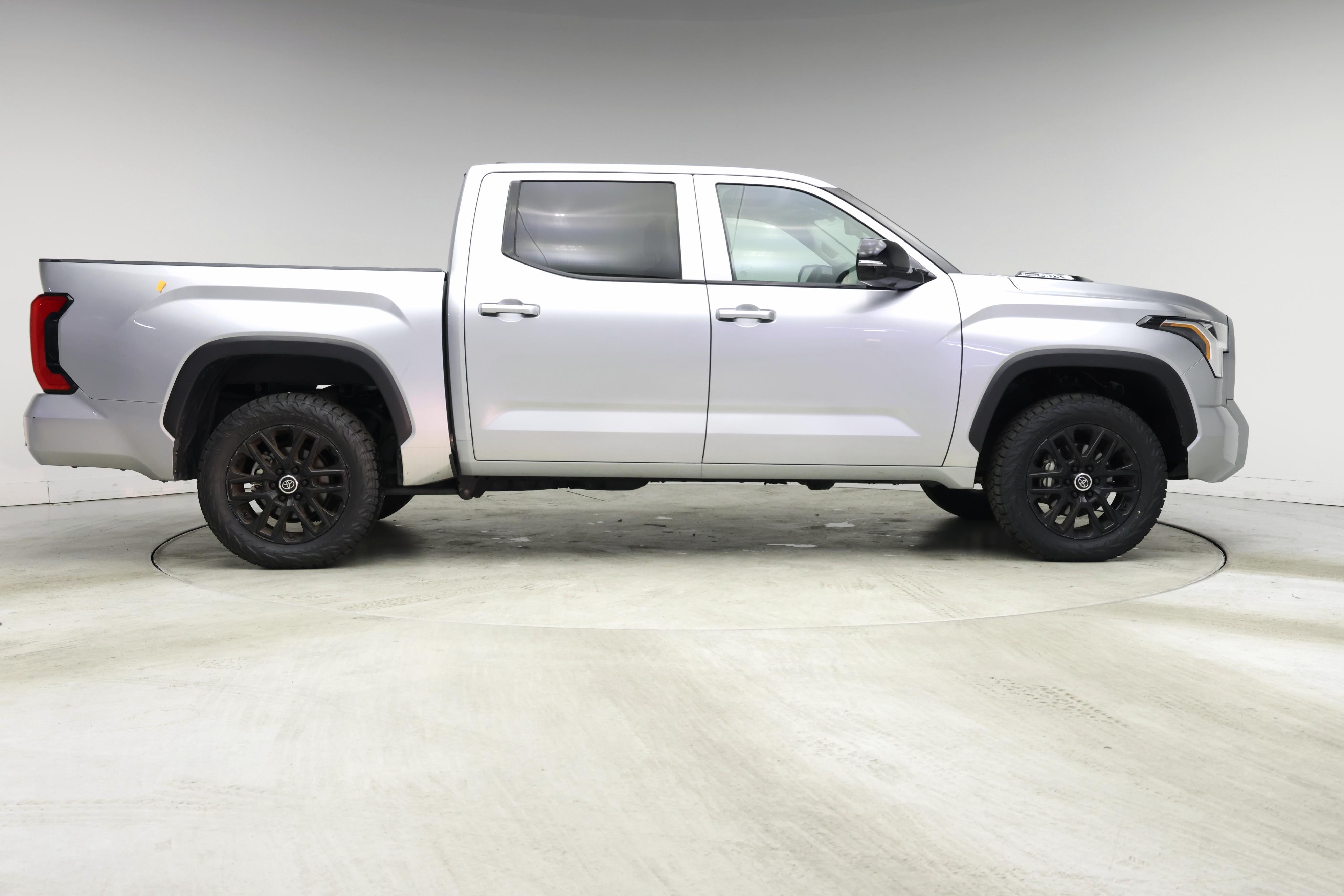 Thumbnail: 2024 Toyota Tundra - 7