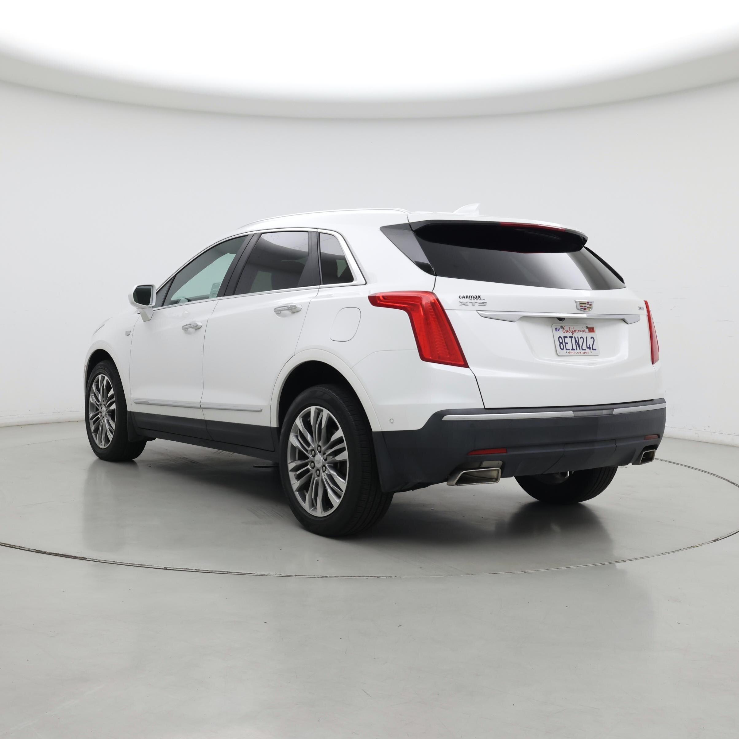 Thumbnail: 2018 Cadillac XT5 - 2