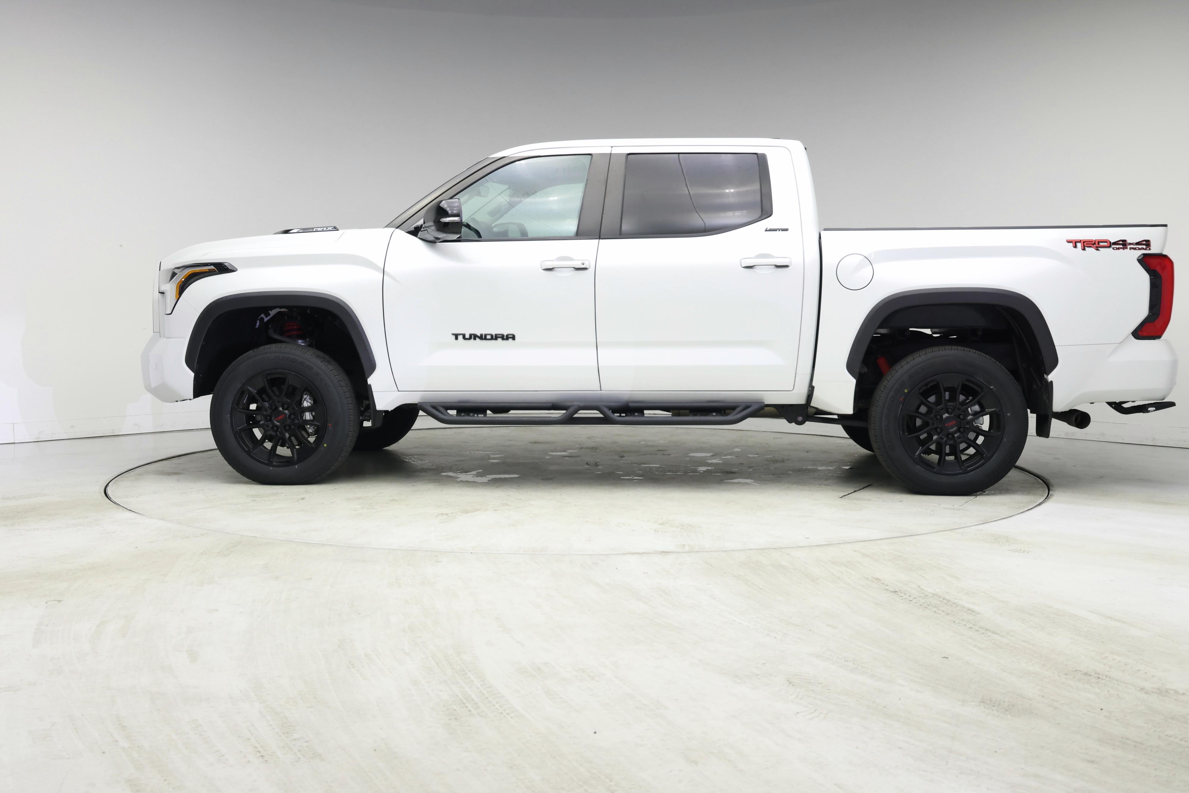 Thumbnail: 2024 Toyota Tundra - 3