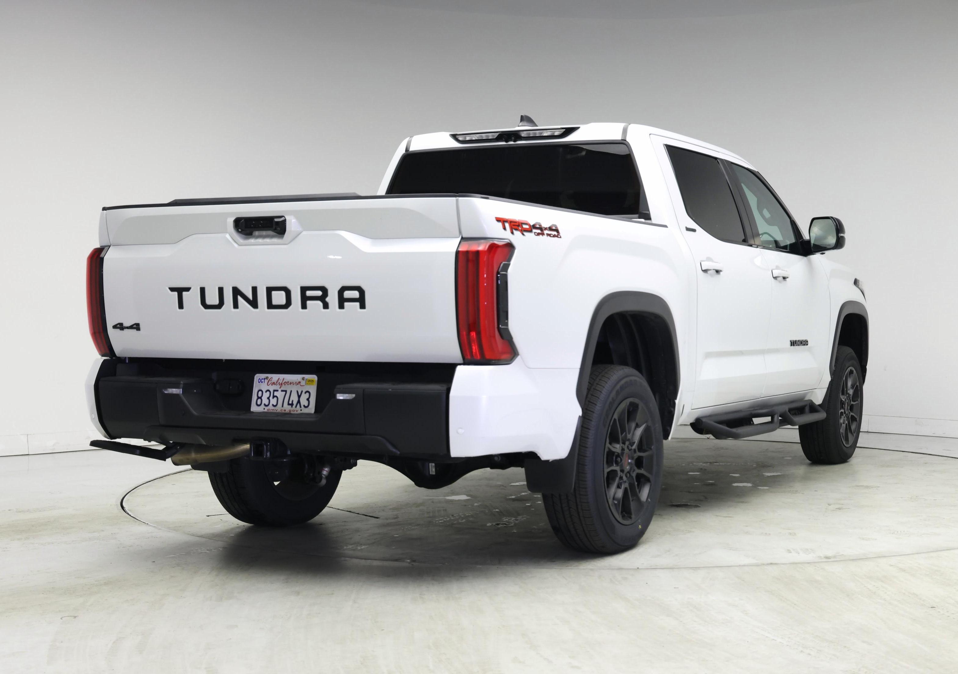Thumbnail: 2024 Toyota Tundra - 8
