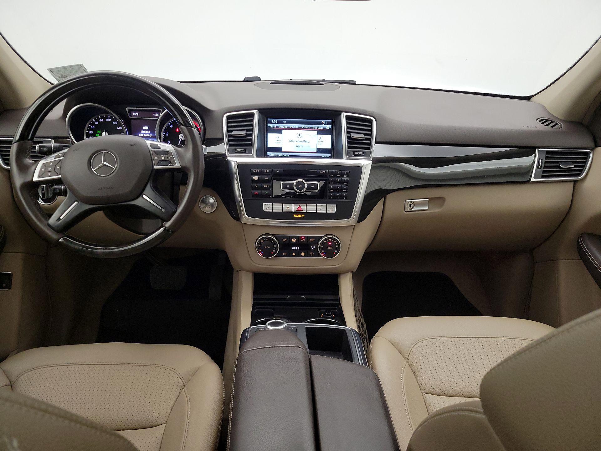 Thumbnail: 2015 Mercedes-Benz M-Class - 9