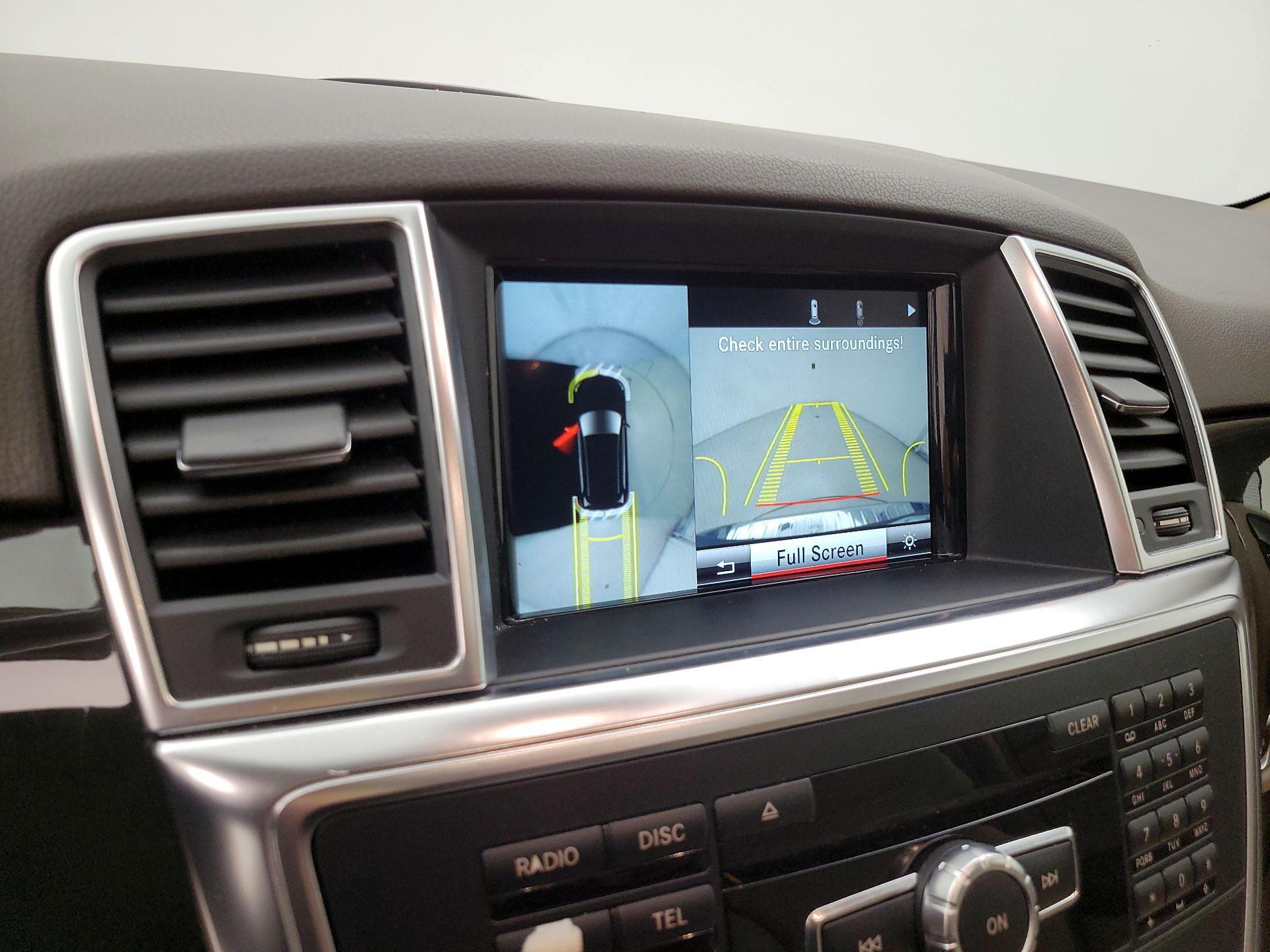 Thumbnail: 2015 Mercedes-Benz M-Class - 15