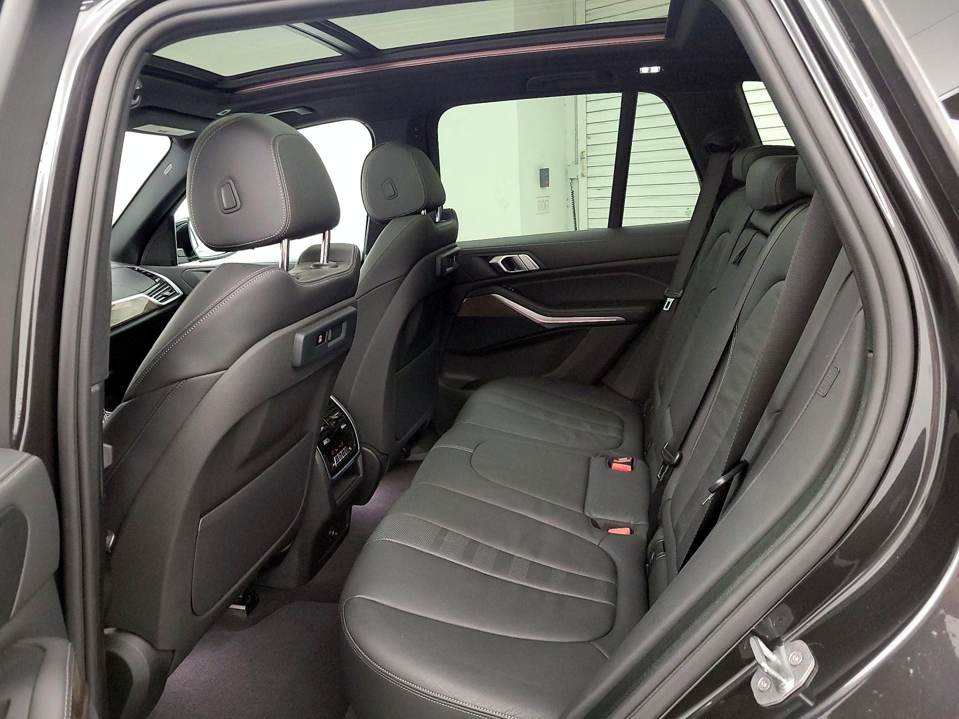 Thumbnail: 2020 BMW X5 - 20