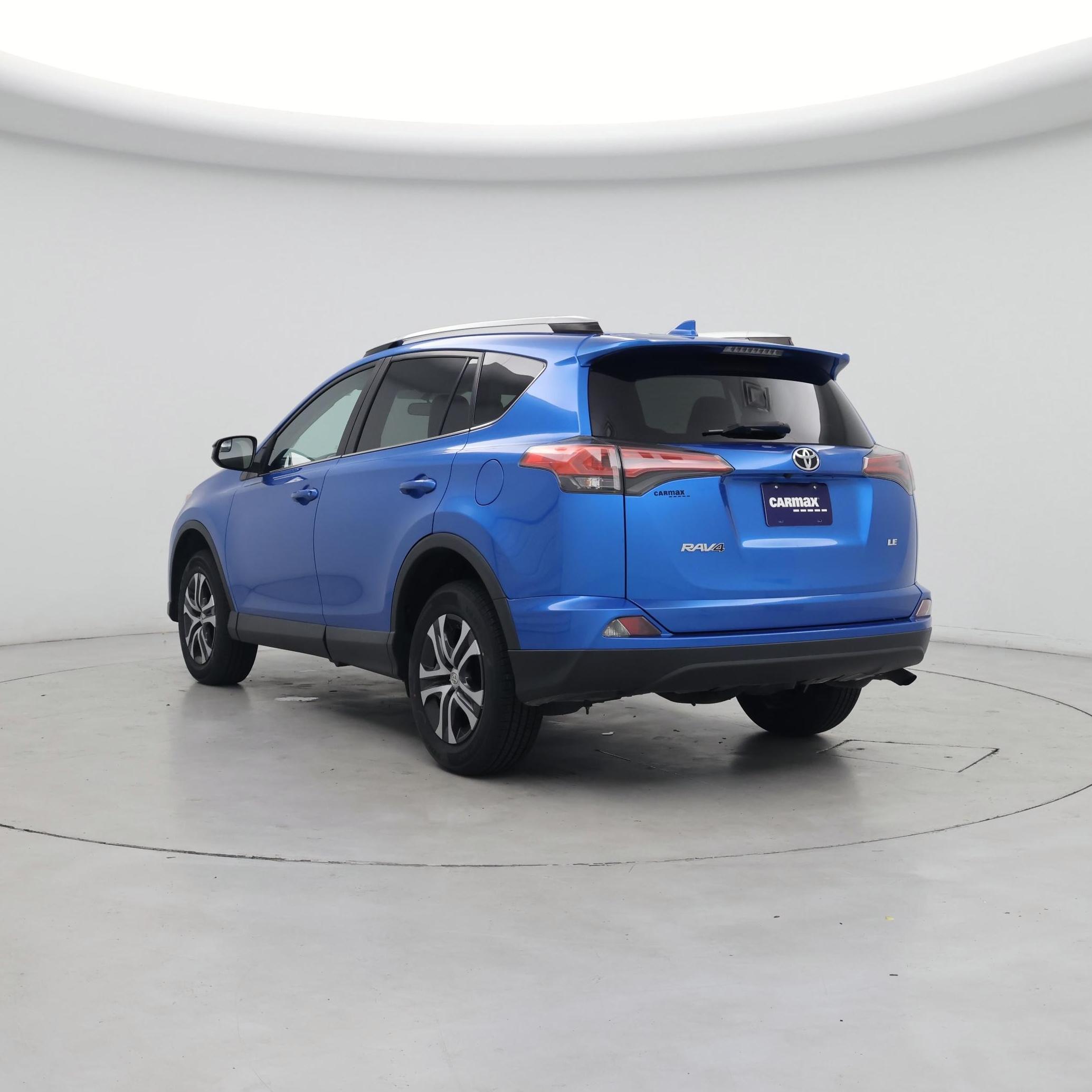 Thumbnail: 2016 Toyota RAV4 - 2