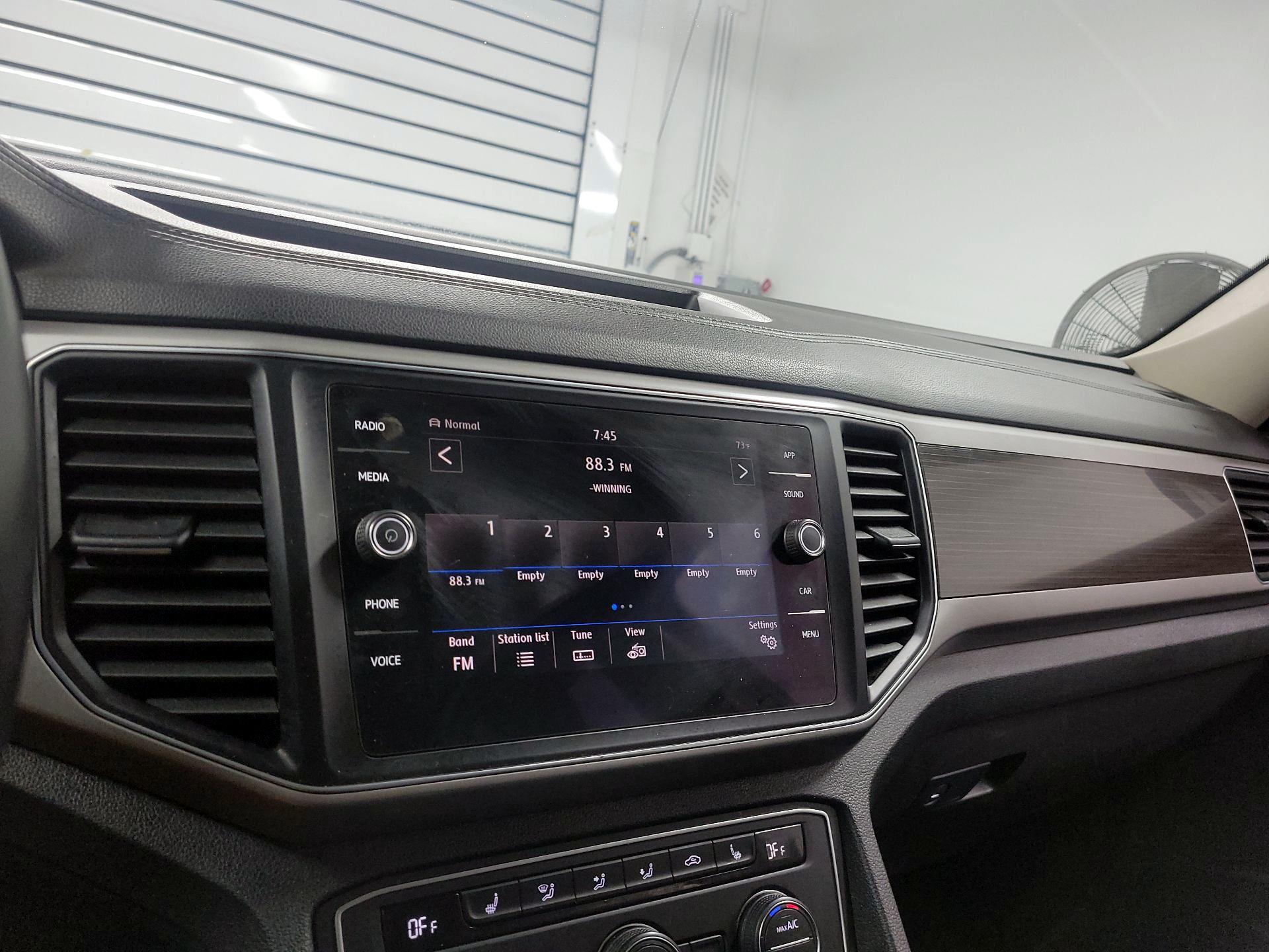 Thumbnail: 2019 Volkswagen Atlas - 15