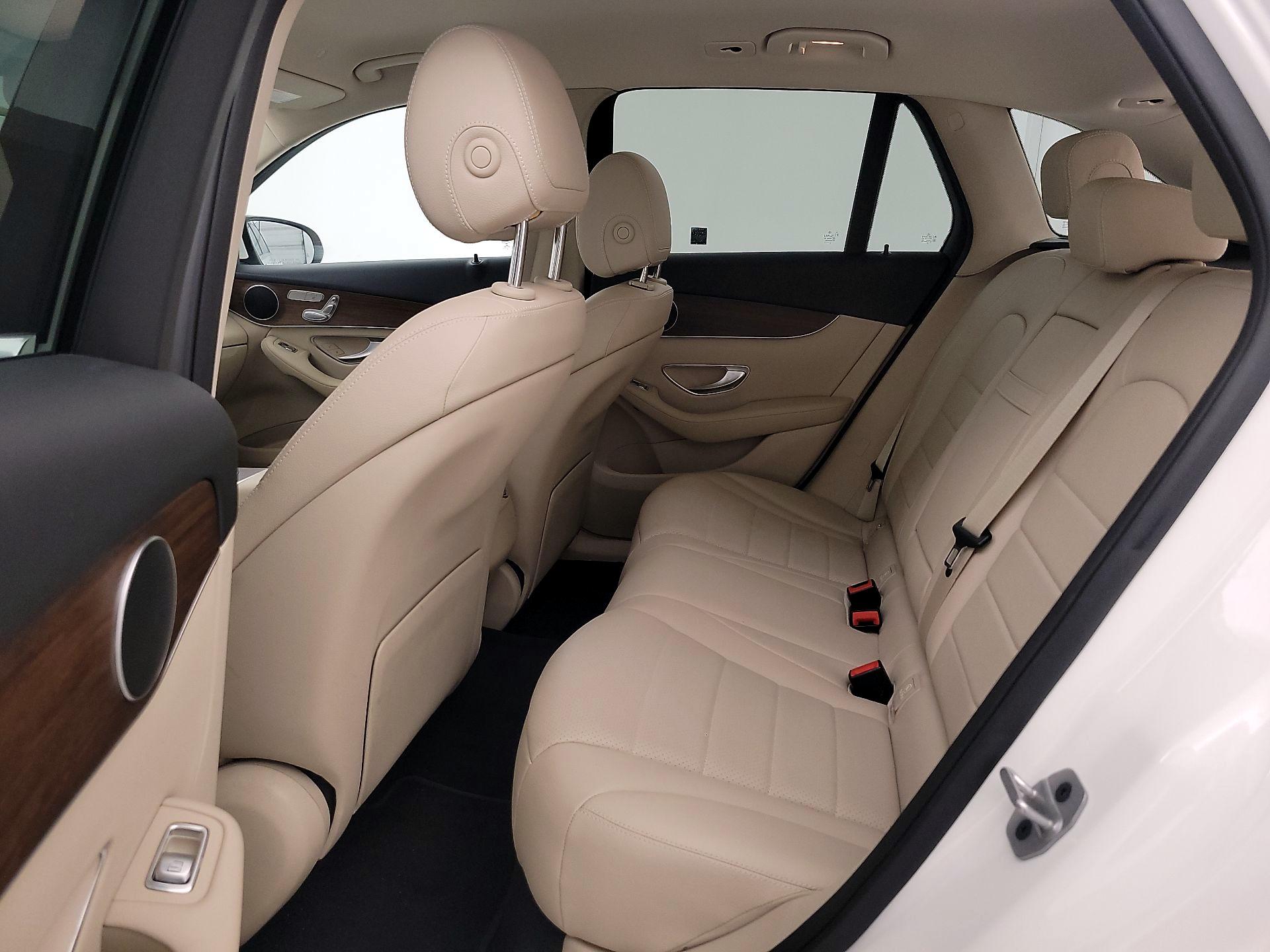 Thumbnail: 2022 Mercedes-Benz GLC - 19