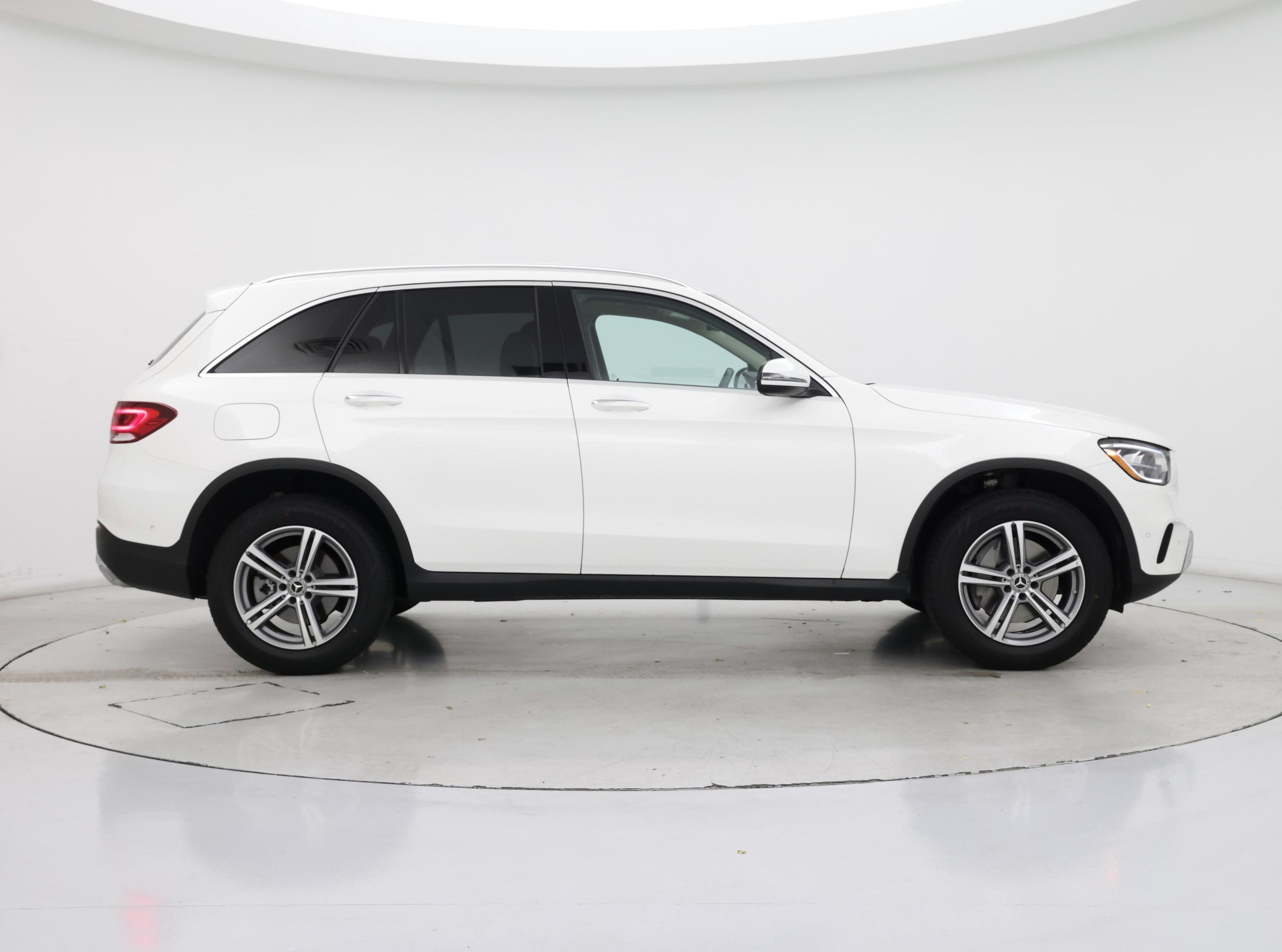Thumbnail: 2022 Mercedes-Benz GLC - 7