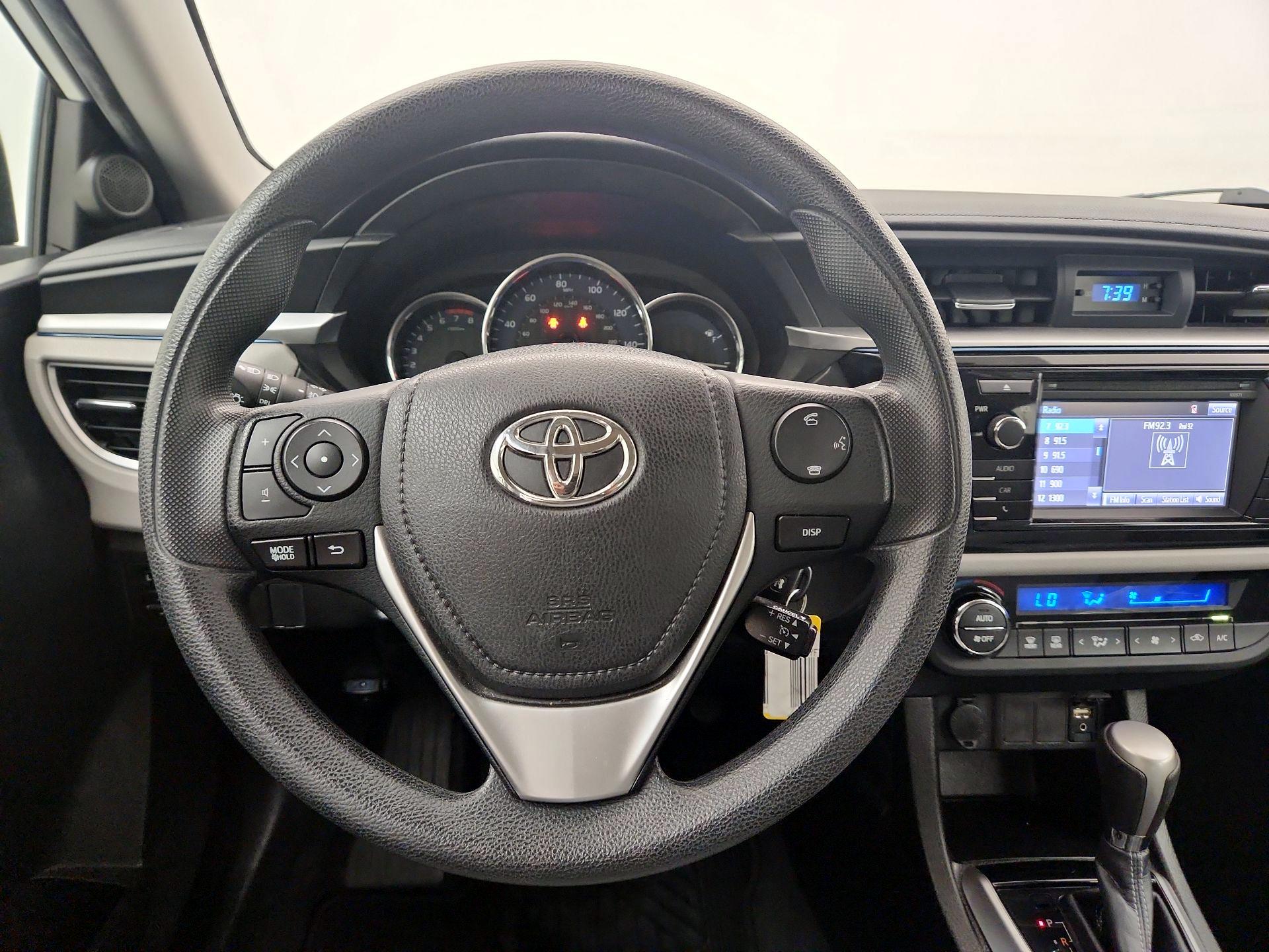 Thumbnail: 2016 Toyota Corolla - 10