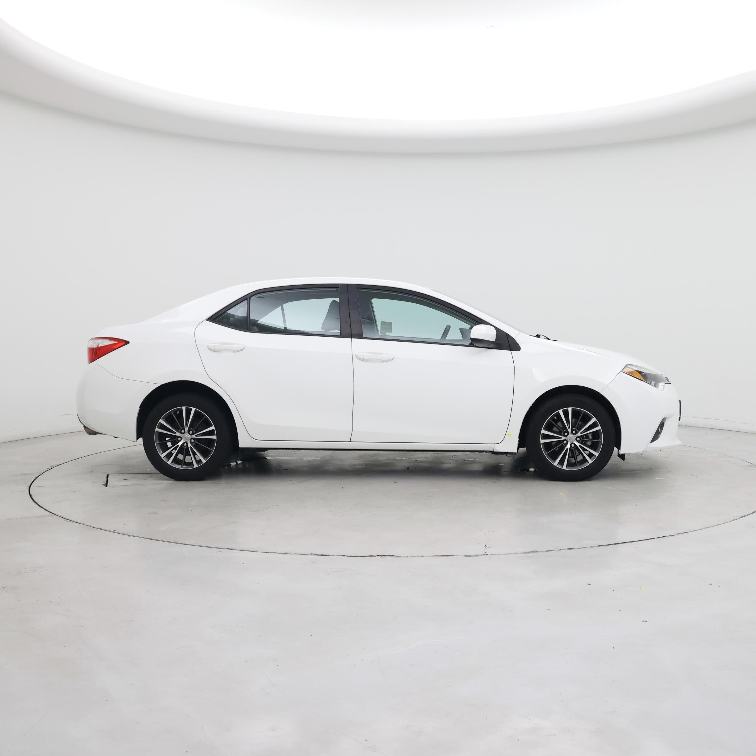 Thumbnail: 2016 Toyota Corolla - 7