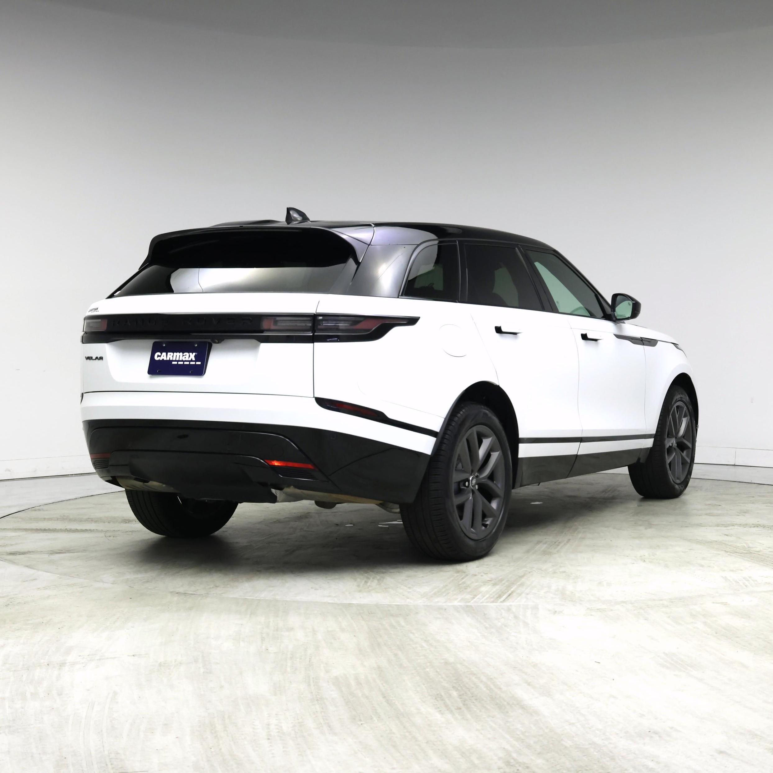 Thumbnail: 2024 Land Rover Range Rover Velar - 8