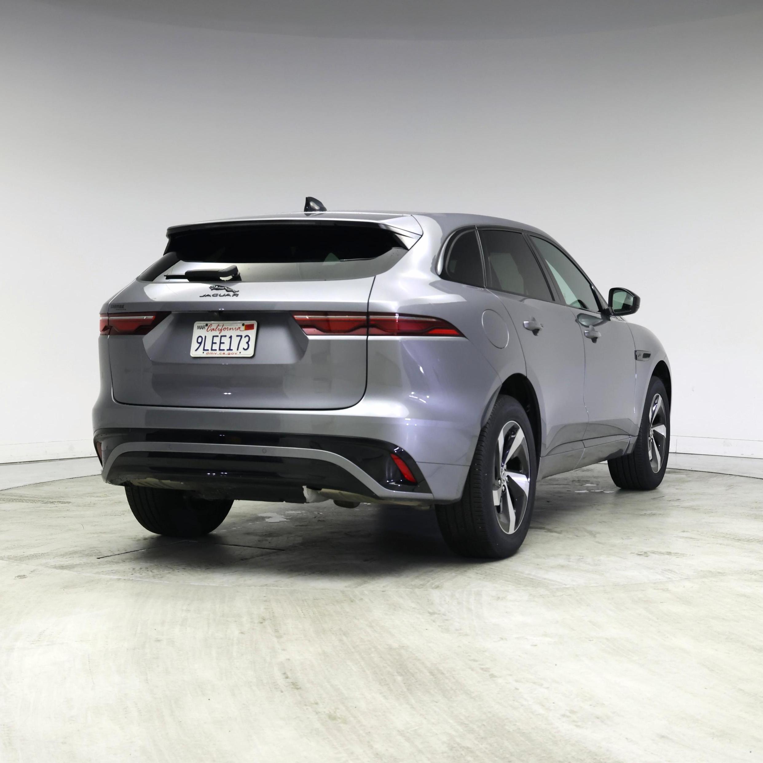 Thumbnail: 2024 Jaguar F-Pace - 8