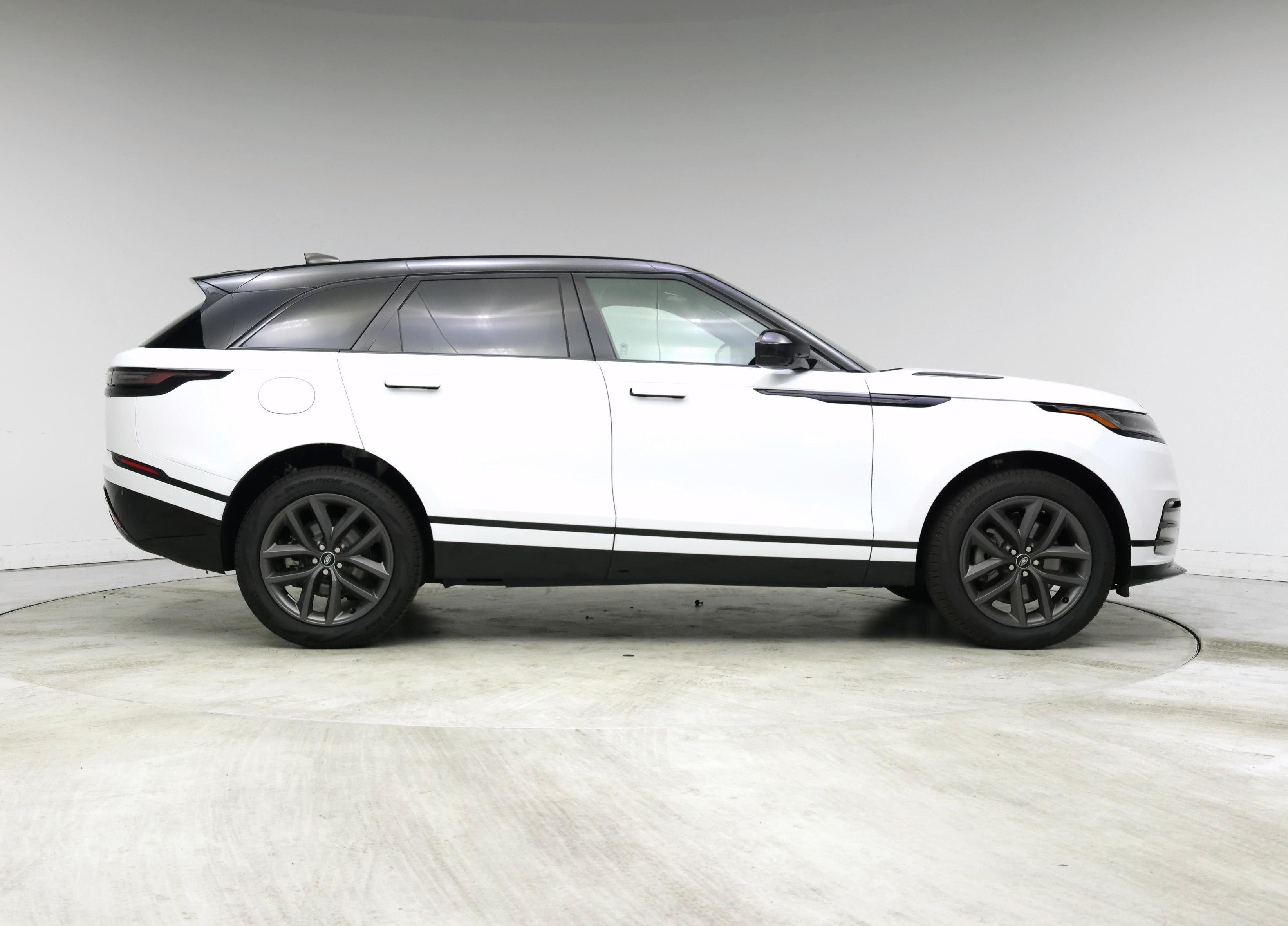 Thumbnail: 2024 Land Rover Range Rover Velar - 7