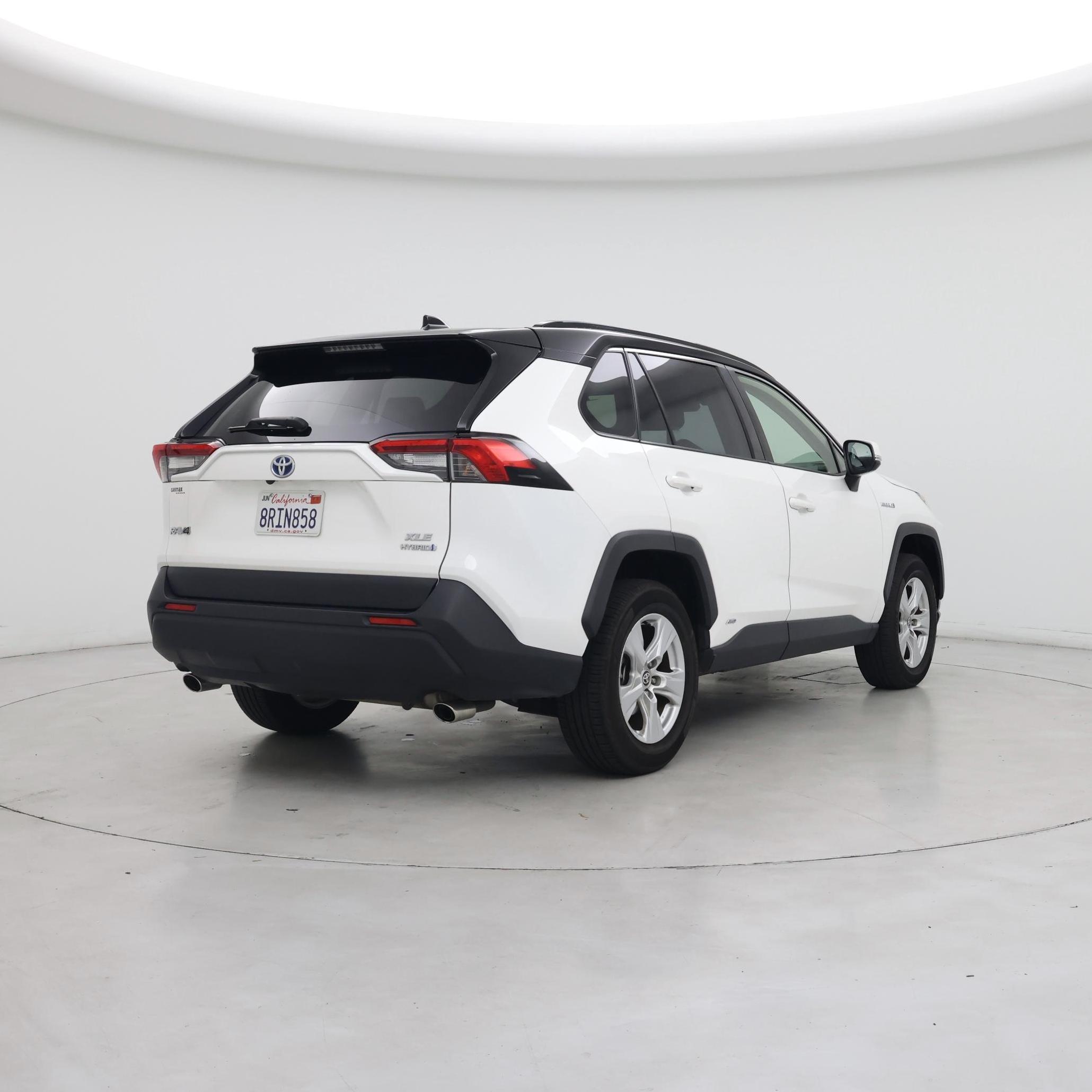 Thumbnail: 2020 Toyota RAV4 - 8