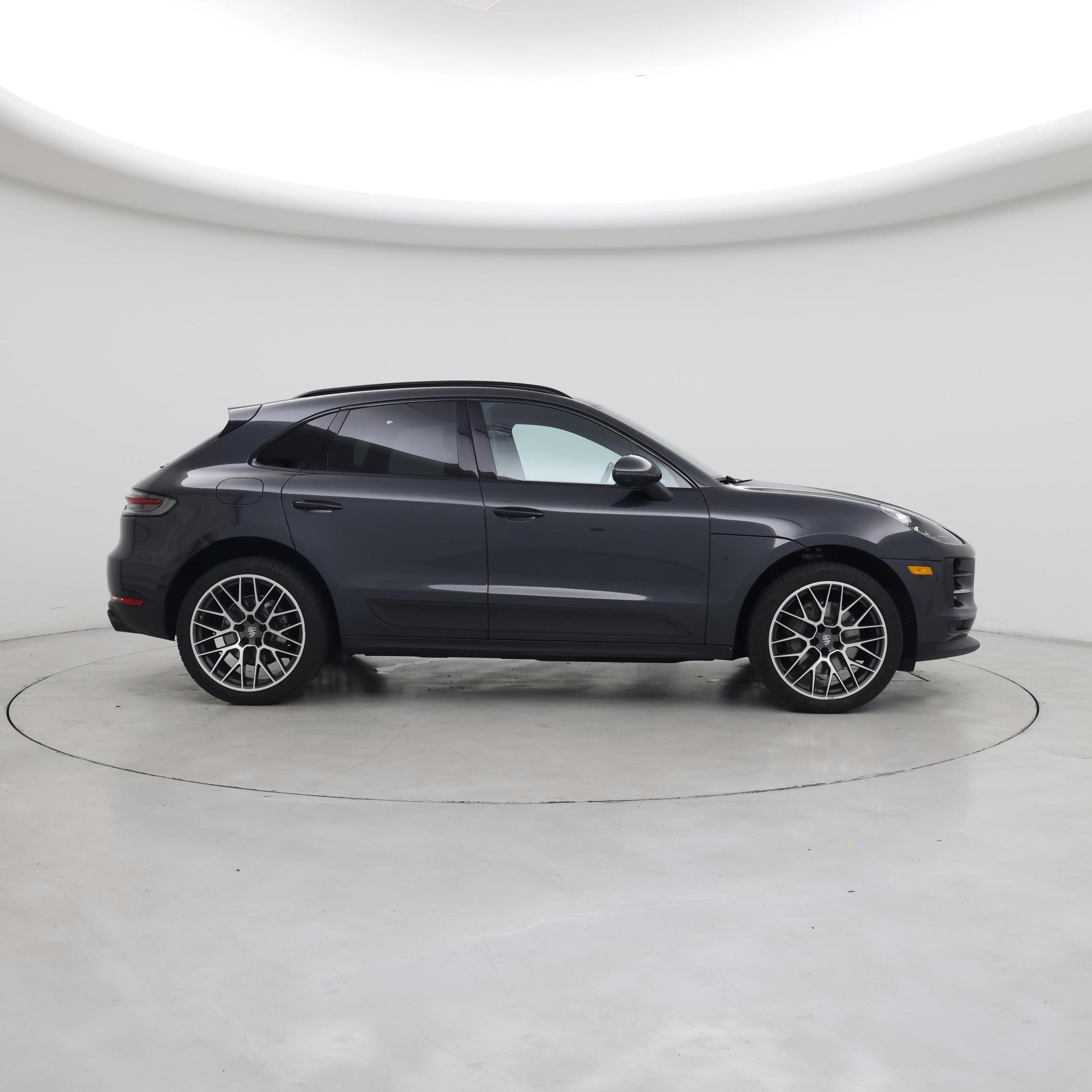 Thumbnail: 2021 Porsche Macan - 7
