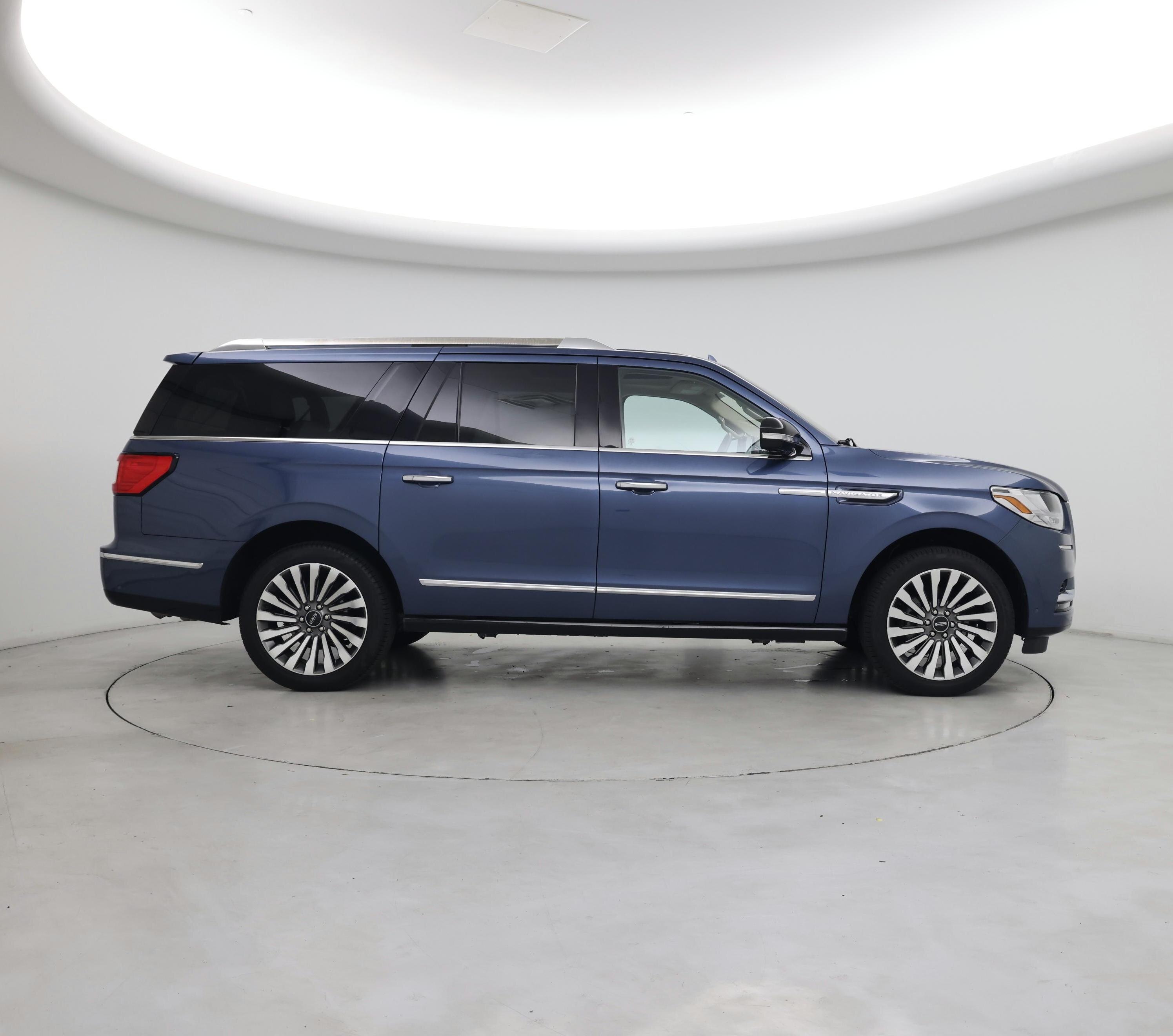 Thumbnail: 2018 Lincoln Navigator L - 7