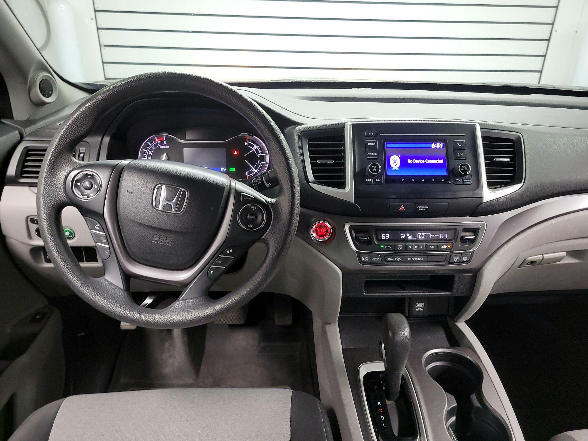 Thumbnail: 2017 Honda Ridgeline - 9