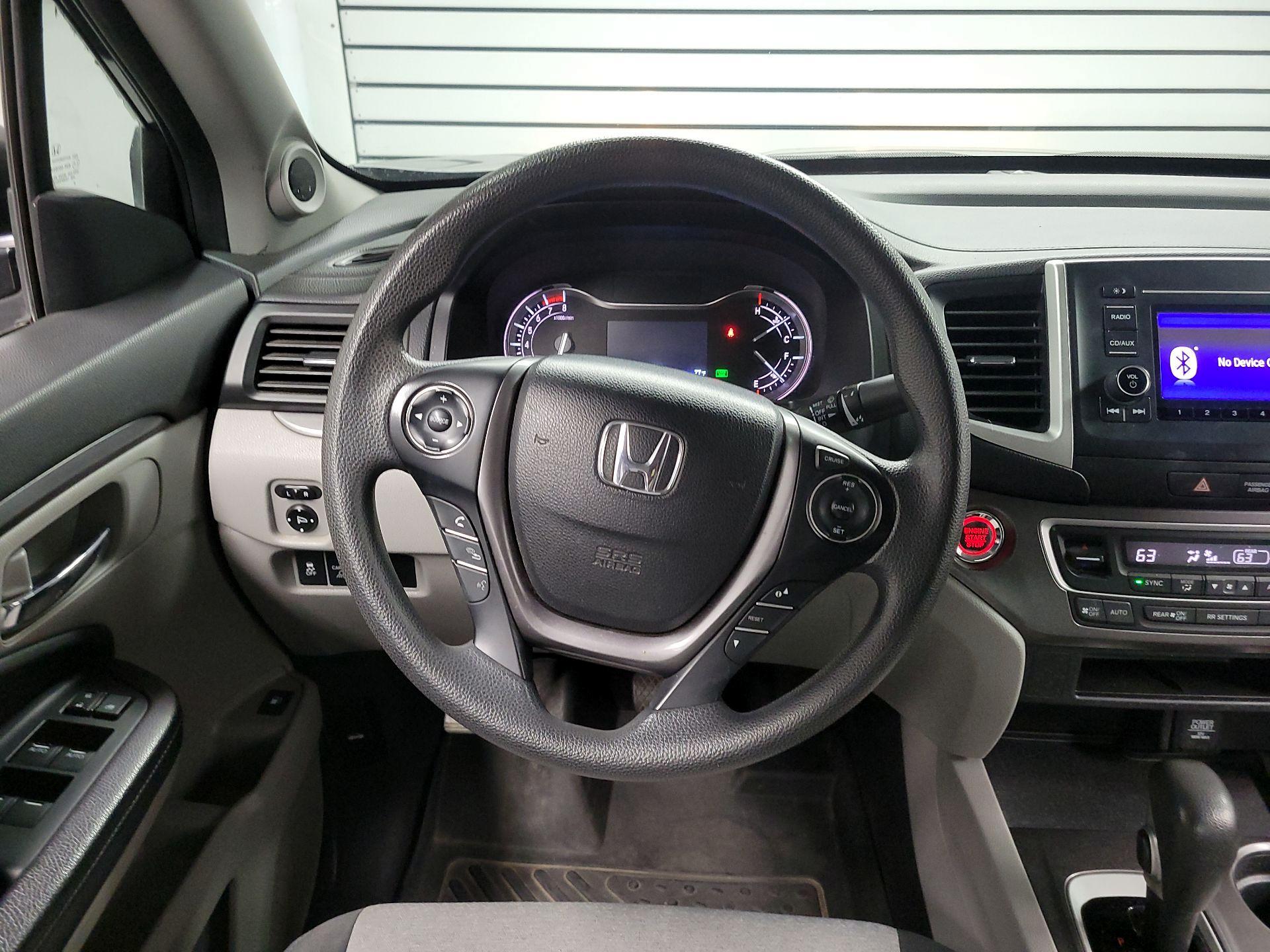 Thumbnail: 2017 Honda Ridgeline - 10