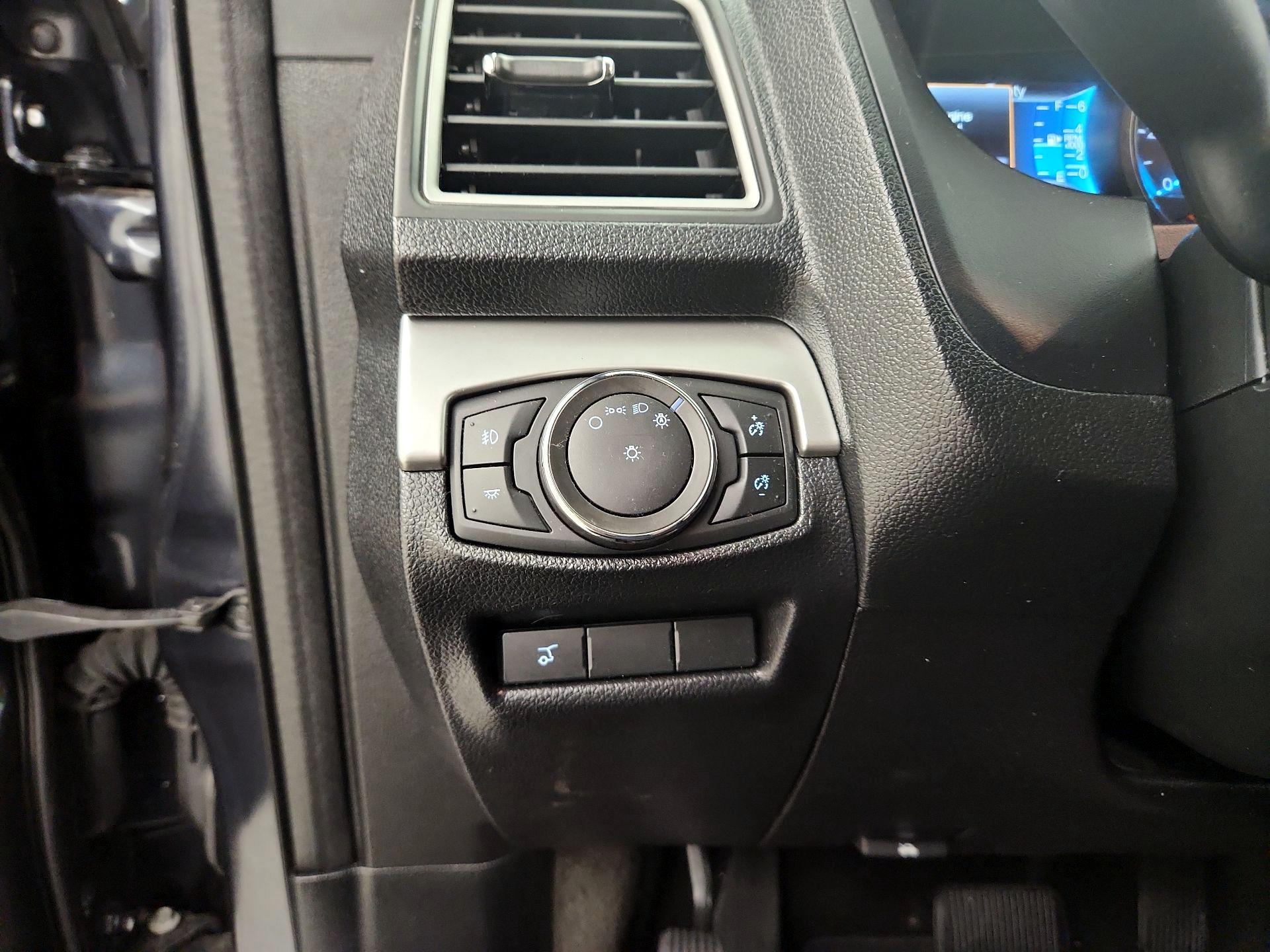 Thumbnail: 2017 Ford Explorer - 13