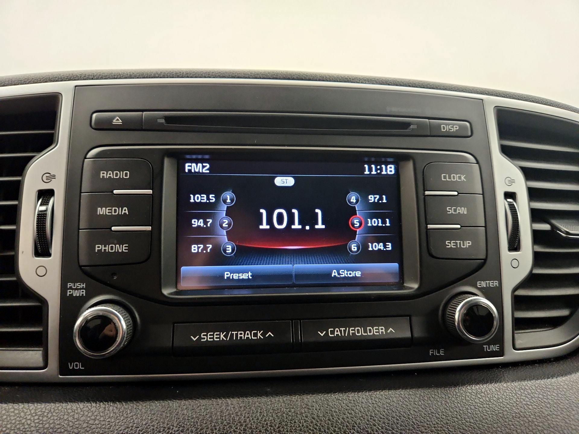 Thumbnail: 2017 Kia Sportage - 15