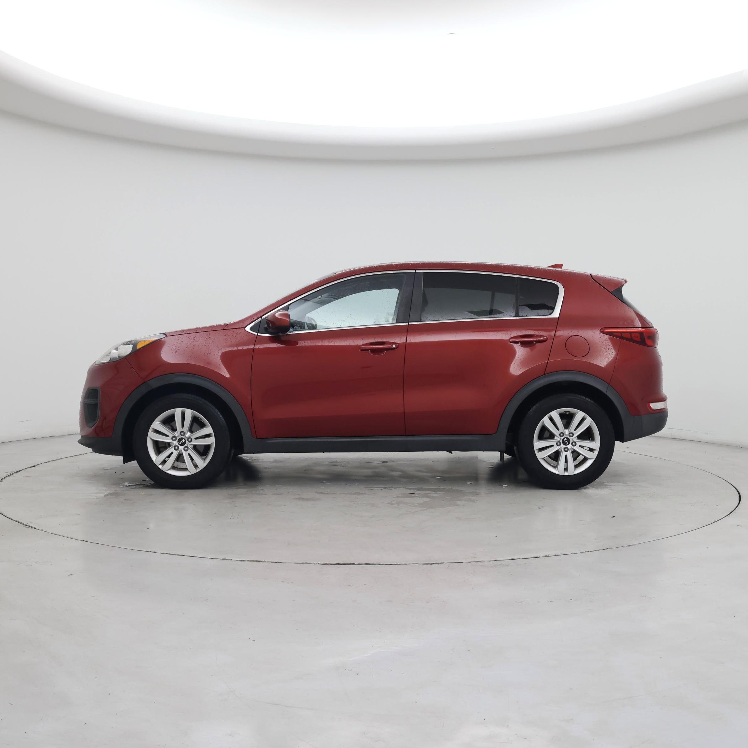 Thumbnail: 2017 Kia Sportage - 3