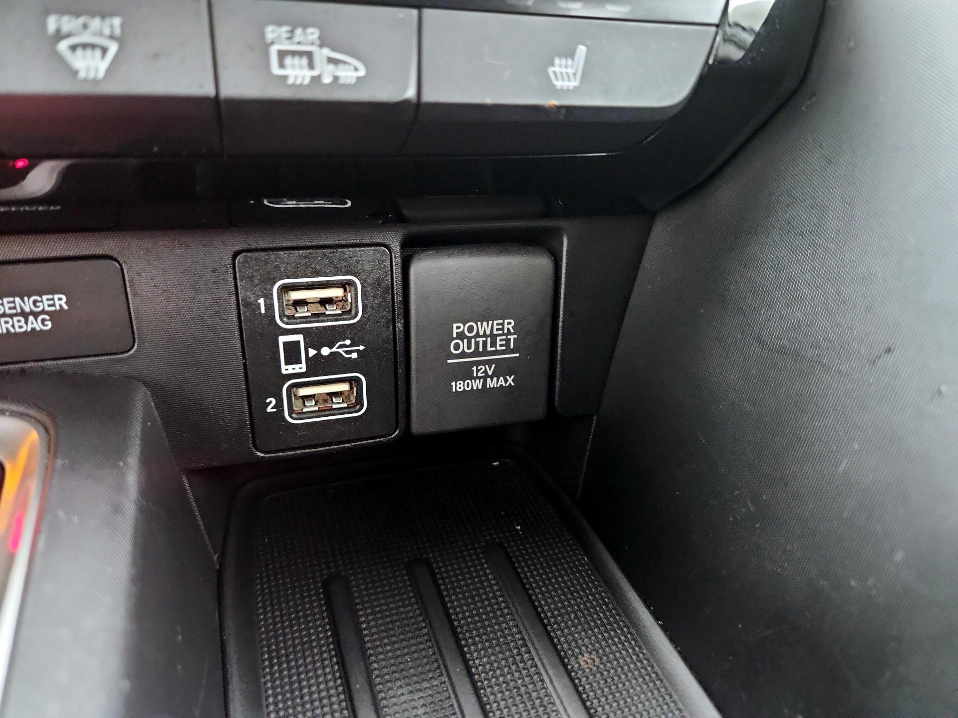 Thumbnail: 2021 Honda Insight - 19