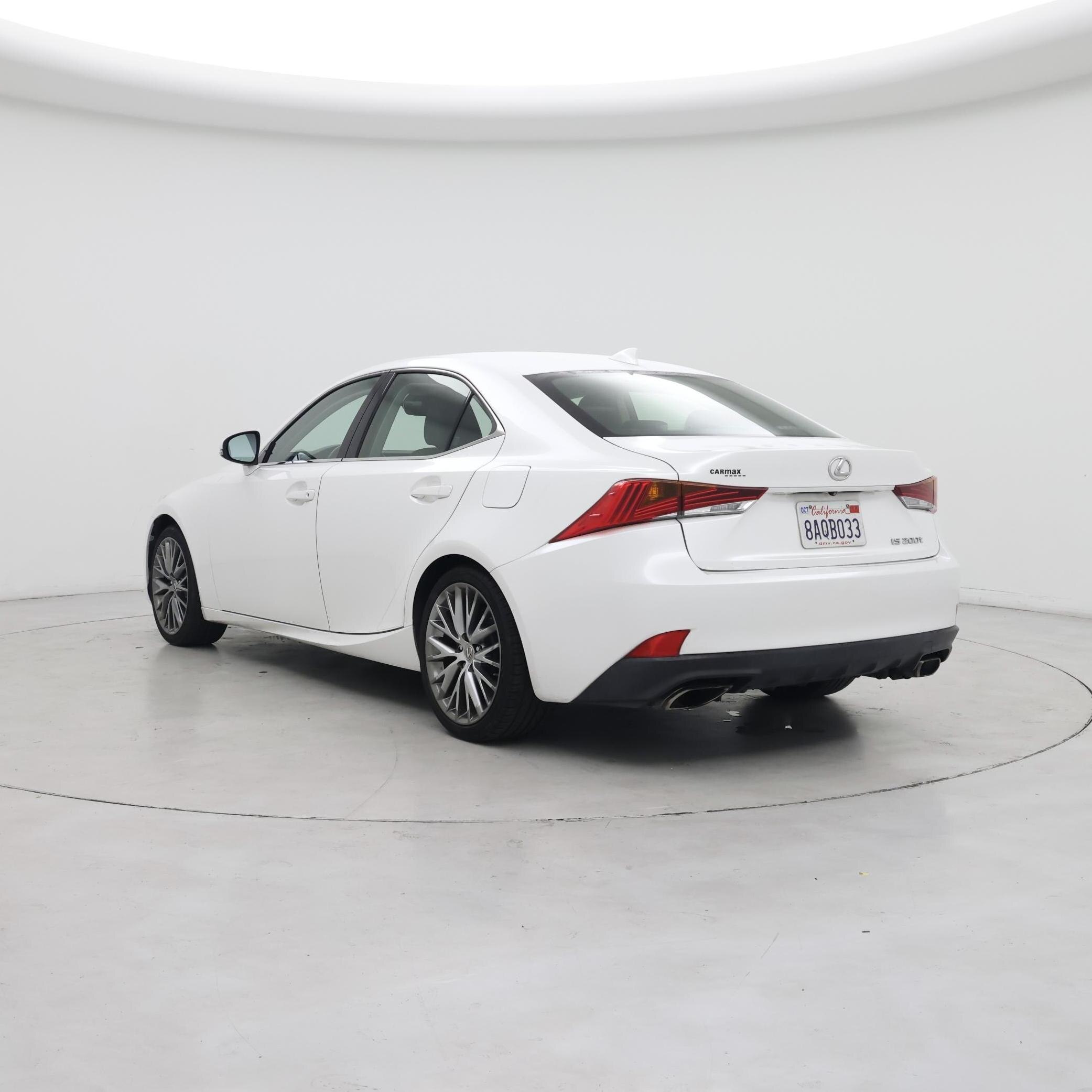 Thumbnail: 2017 Lexus IS - 2