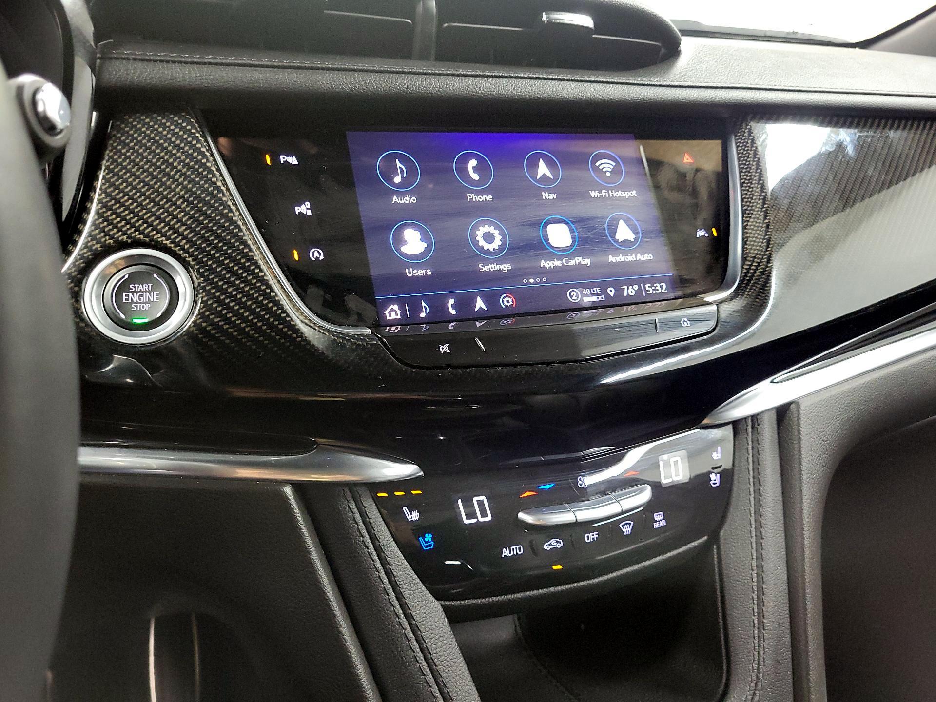Thumbnail: 2023 Cadillac XT6 - 15