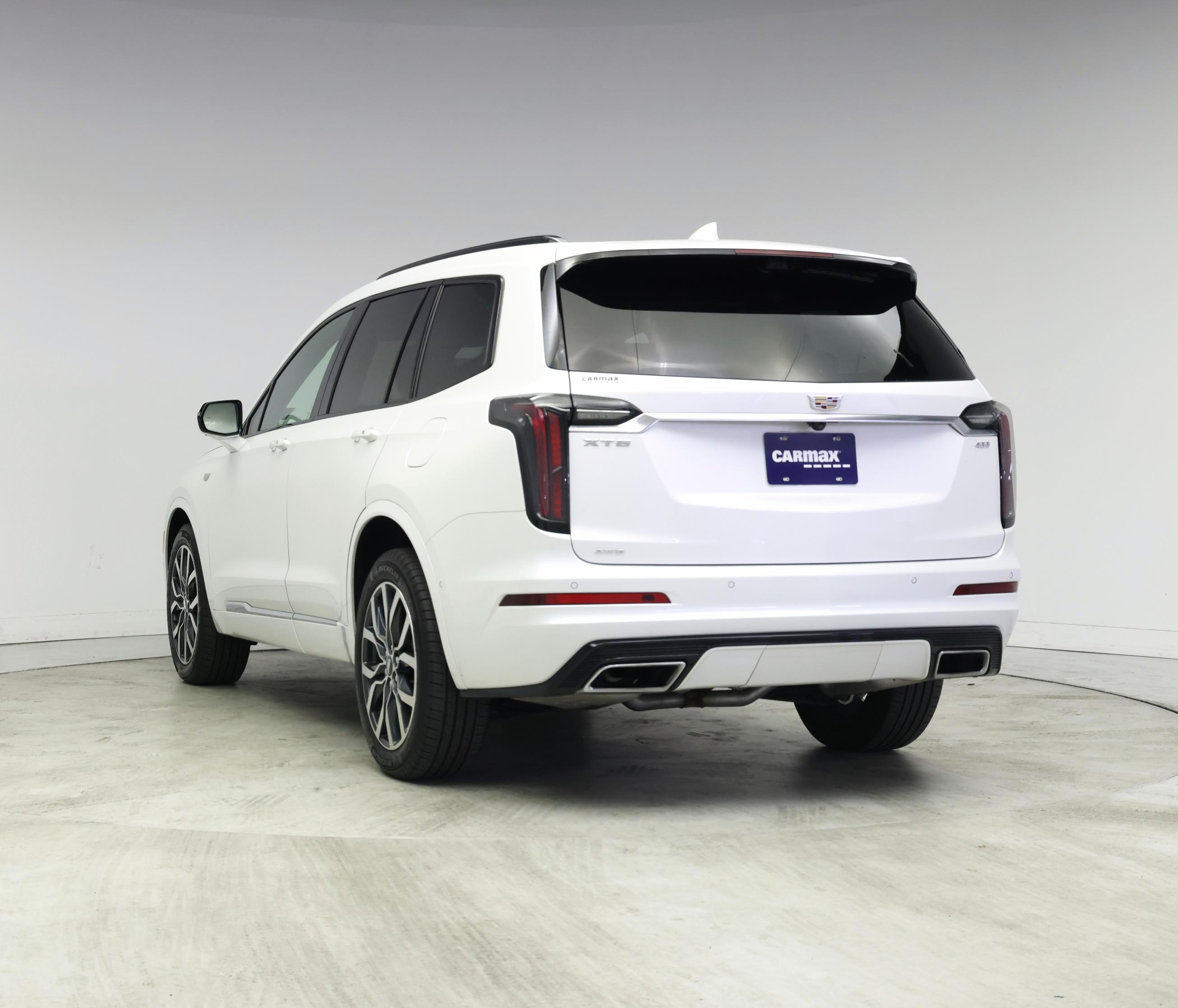 Thumbnail: 2023 Cadillac XT6 - 2