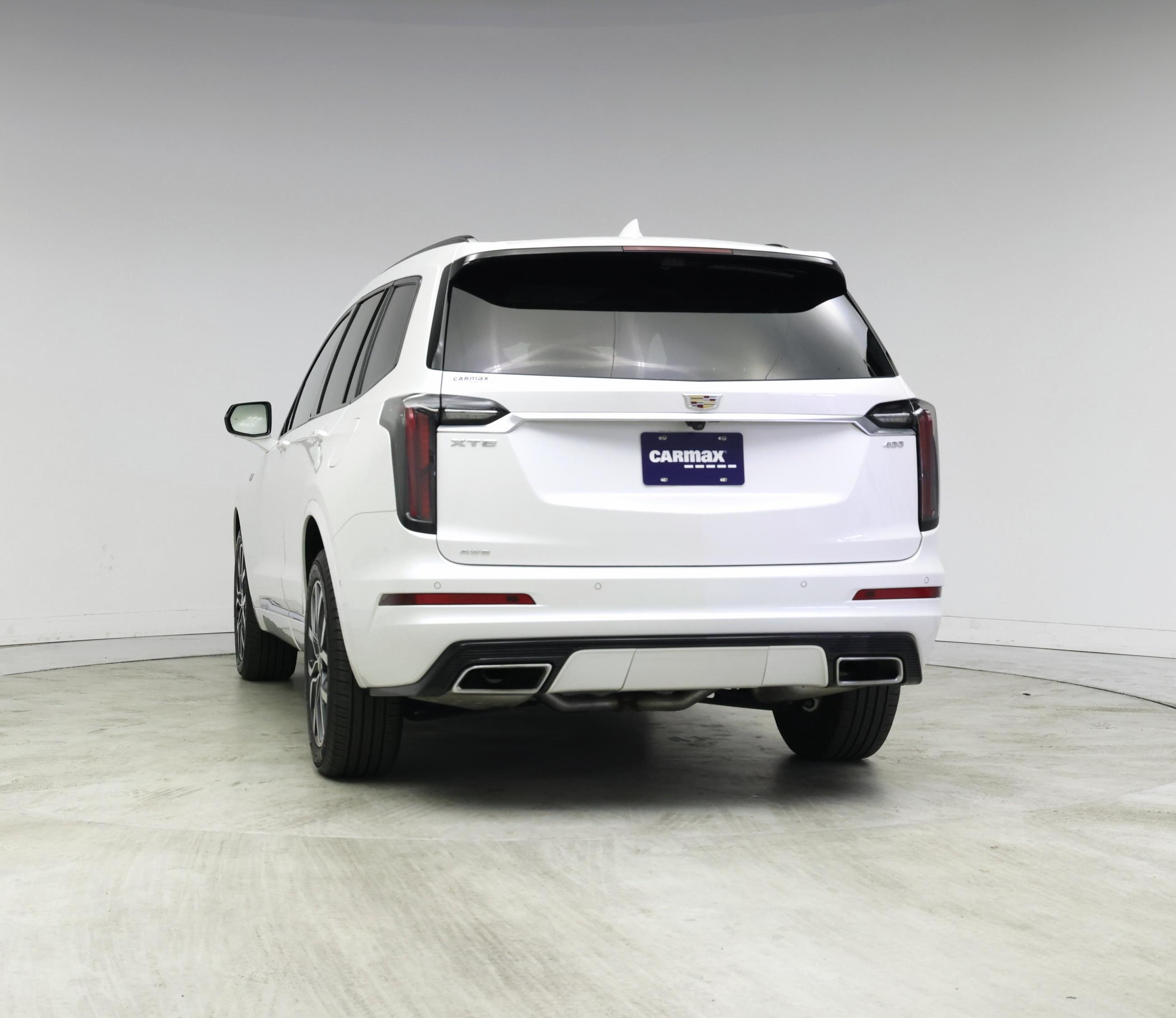 Thumbnail: 2023 Cadillac XT6 - 6
