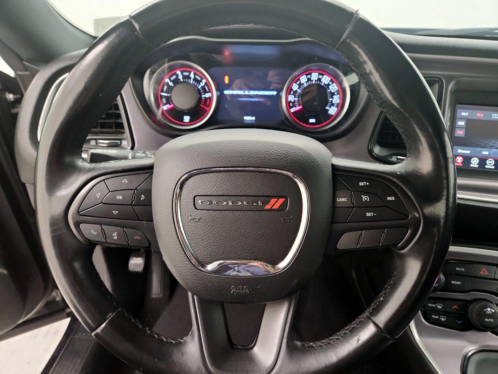 Thumbnail: 2019 Dodge Challenger - 10