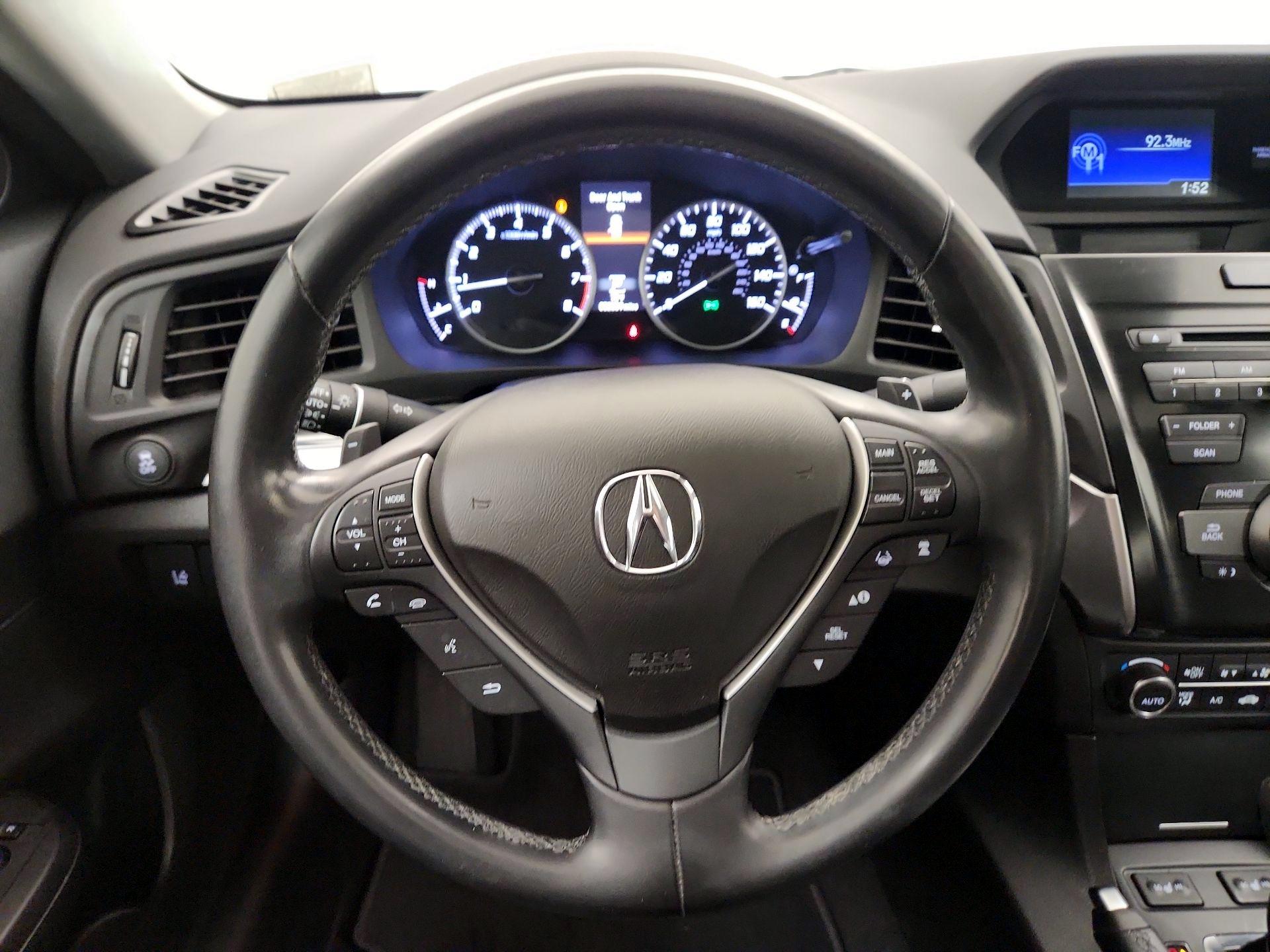 Thumbnail: 2020 Acura ILX - 10