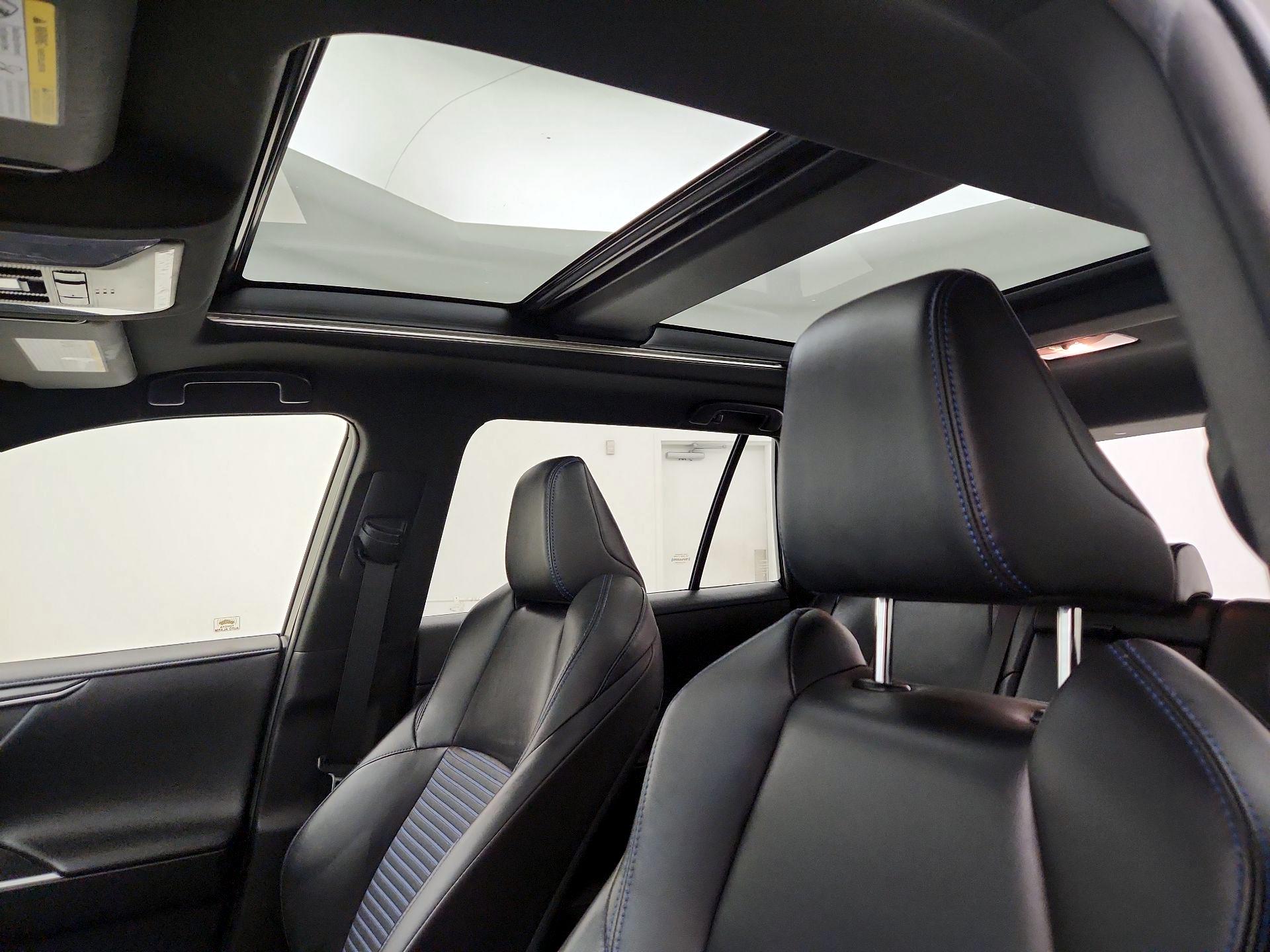 Thumbnail: 2020 Toyota RAV4 - 20